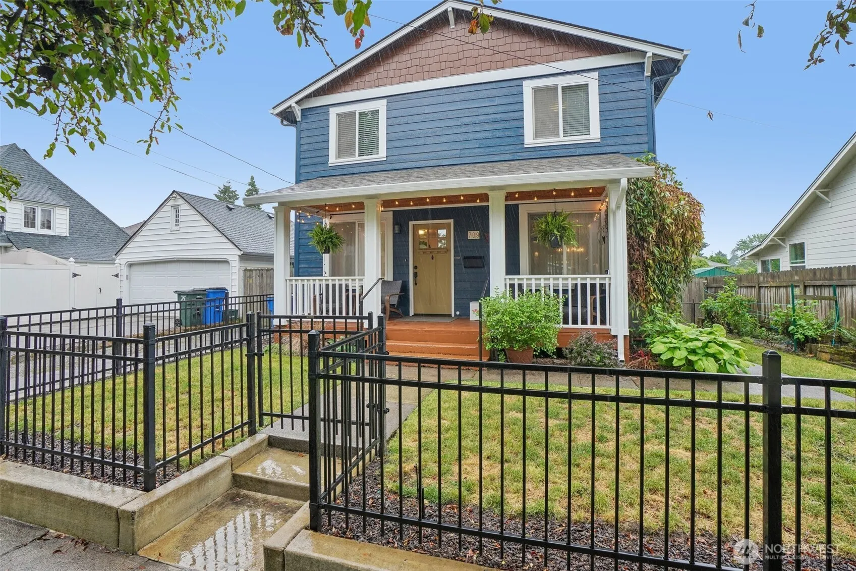 Property photo for 709 W 24th Street, Vancouver