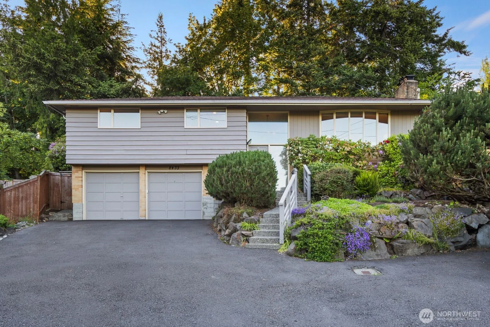 Property photo for 8433 221st Place Sw, Edmonds