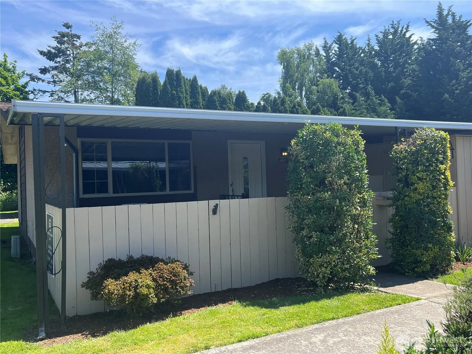 Property photo for 750 Marion Lane Se, Puyallup photo 2