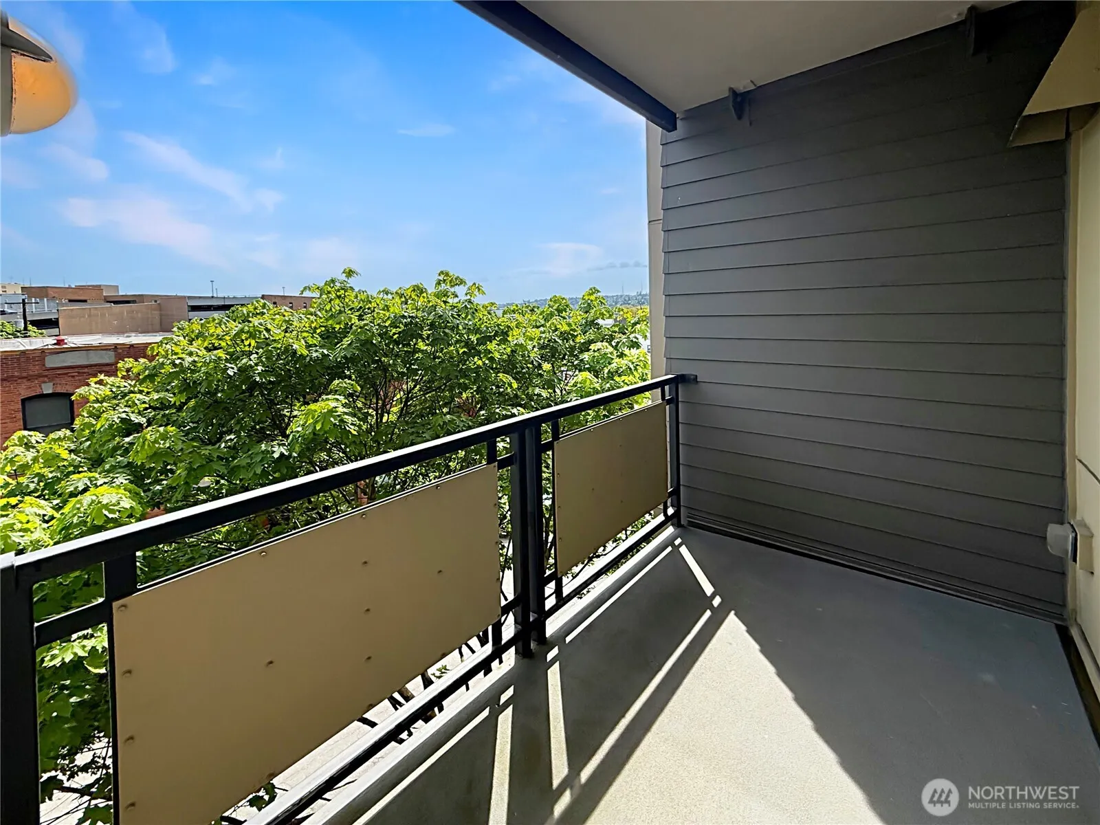 Property photo for 5440 Nw Leary Way #413, Seattle photo 4