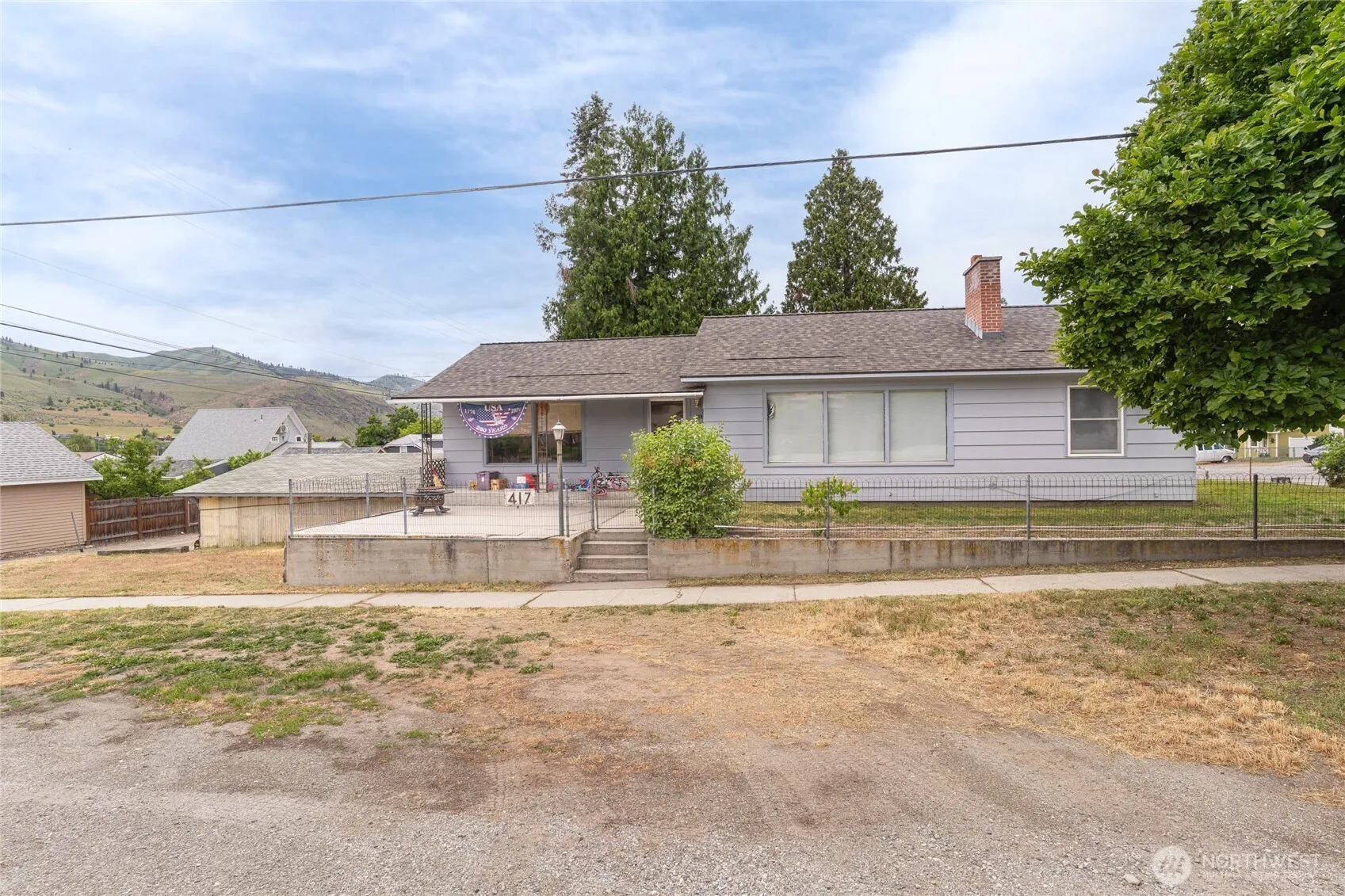 Property photo for 417 N Sanders Street, Chelan