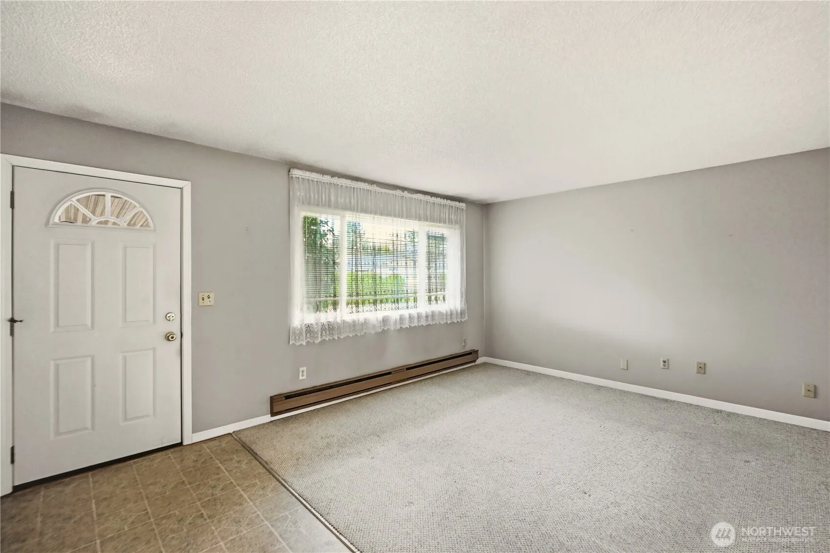 Property photo for 708 Marion Lane Se, Puyallup photo 2
