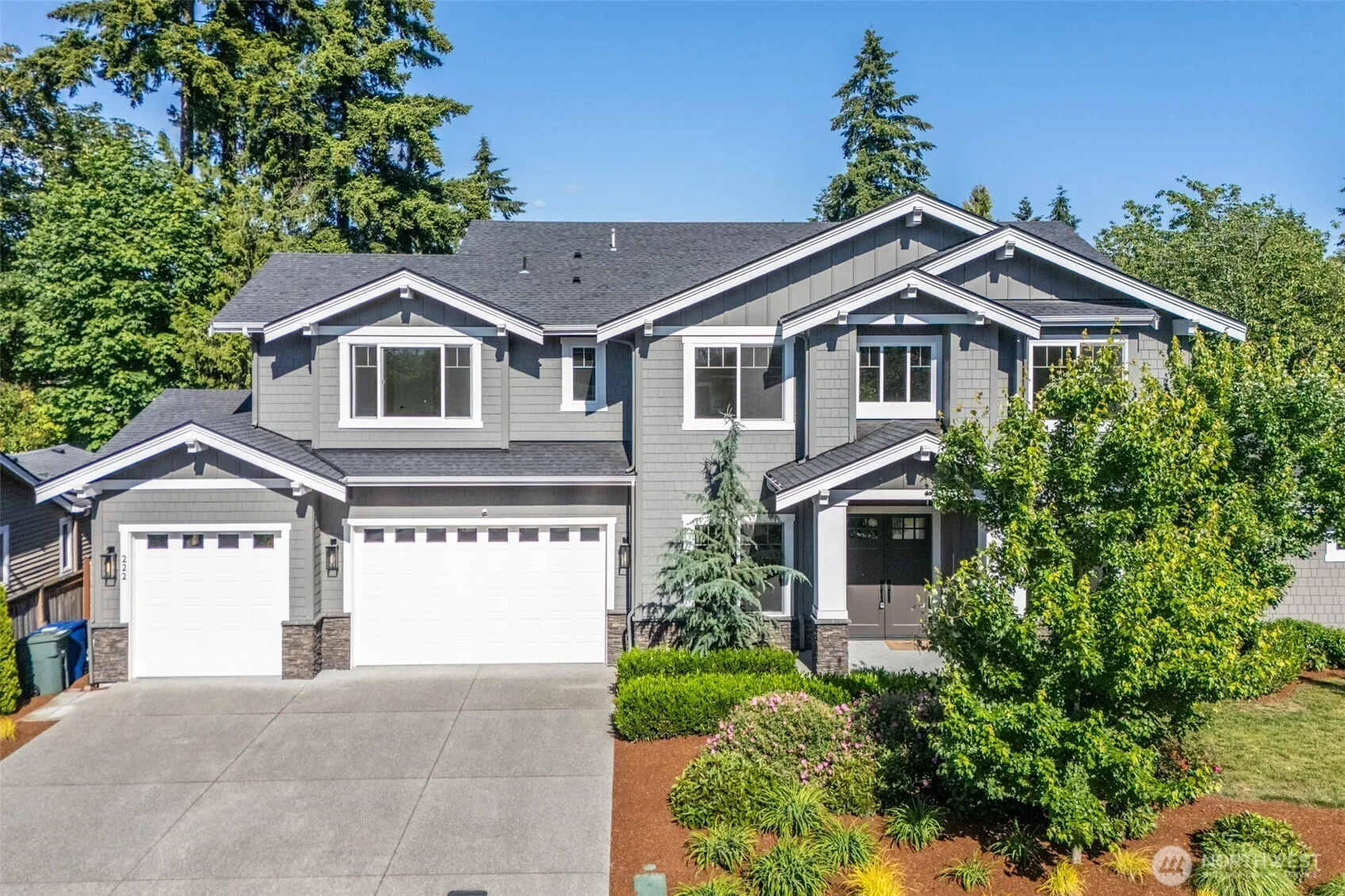 Property photo for 222 106th Avenue Se, Bellevue