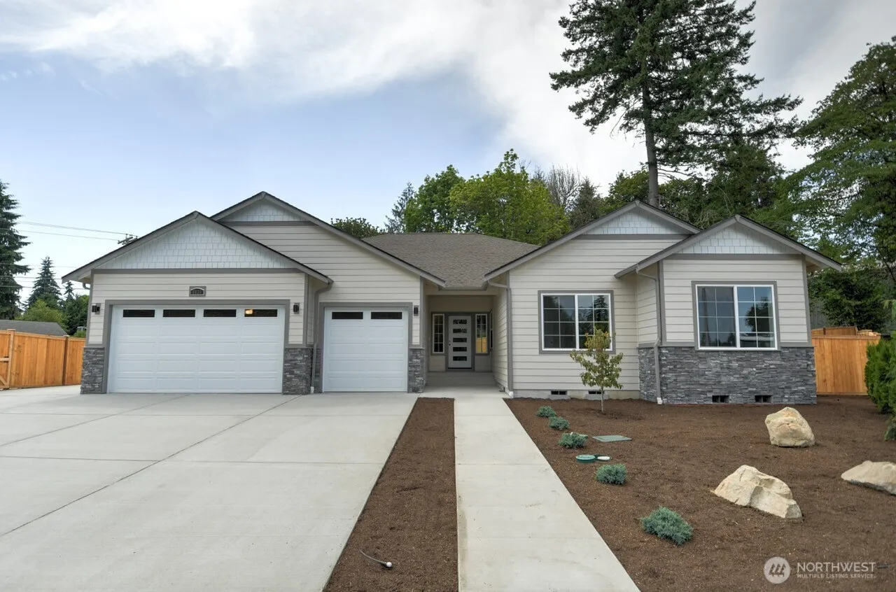 Property photo for 820 Barbara Lane, Centralia