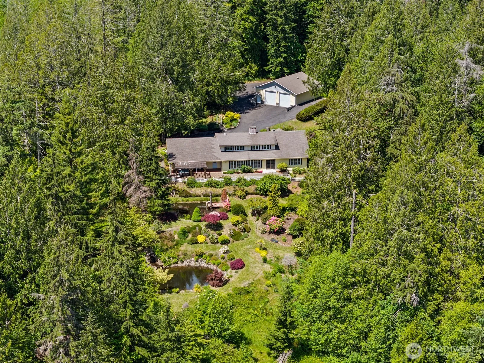 Property photo for 28021 N Us Highway 101, Hoodsport