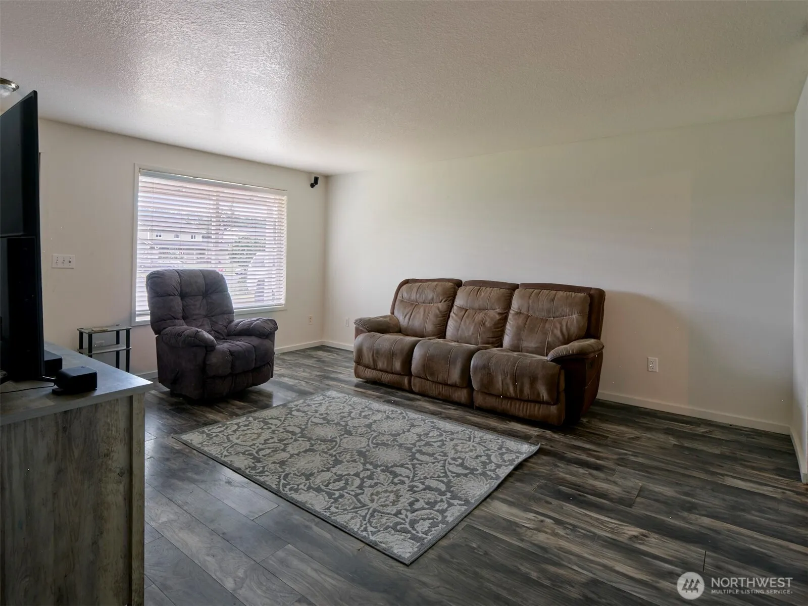 Property photo for 1733 Foxtail Circle, Woodland photo 5