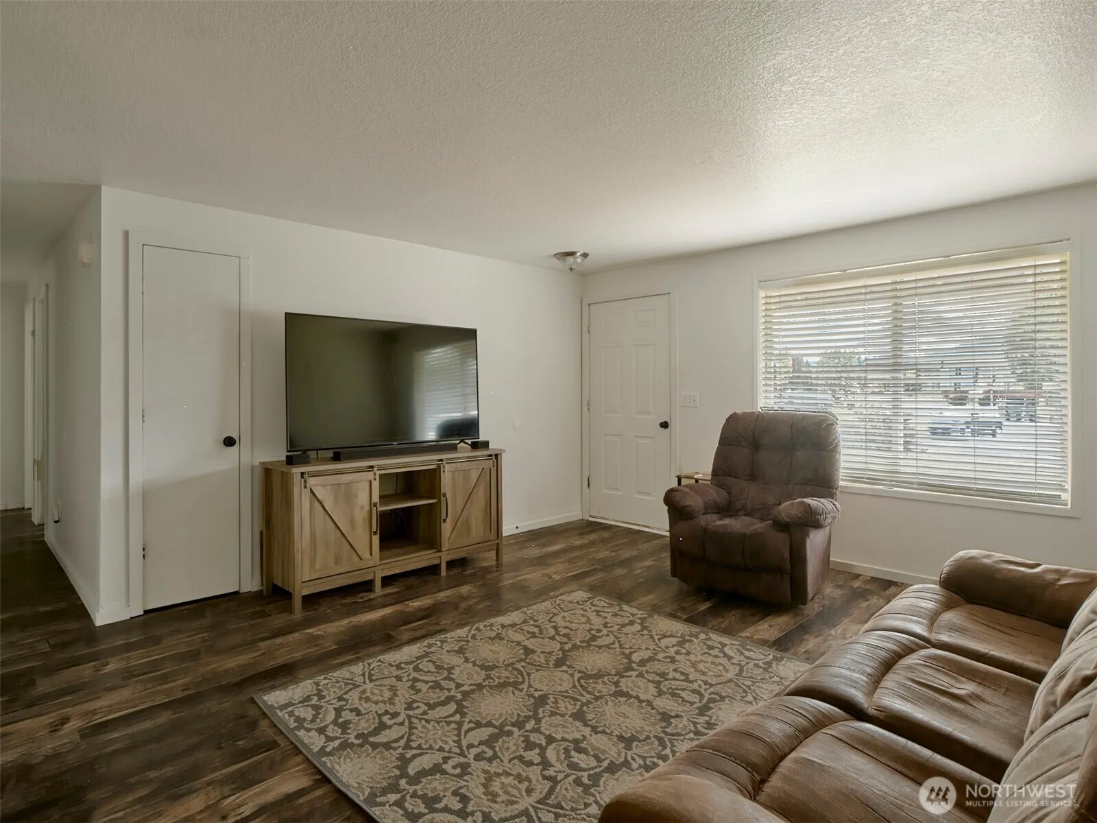 Property photo for 1733 Foxtail Circle, Woodland photo 4