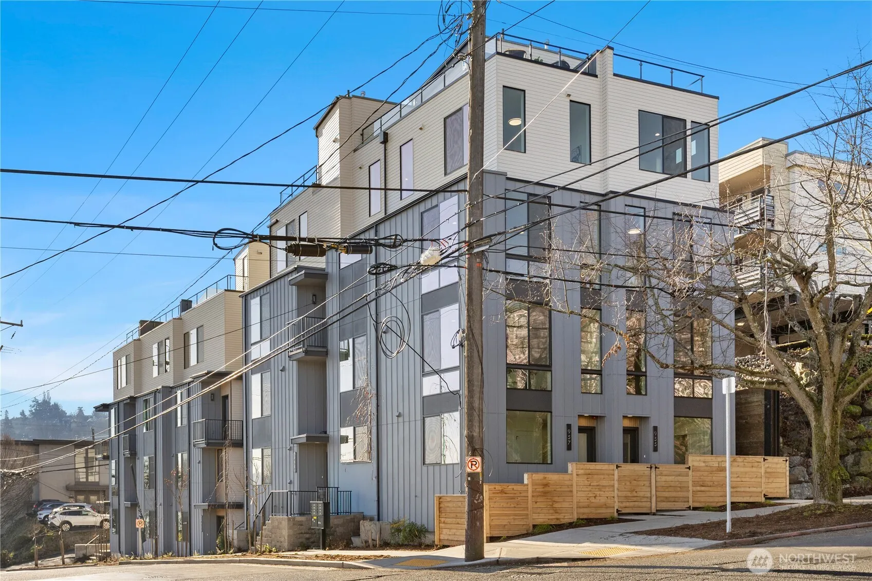 Property photo for 955 N 35th Street, Seattle