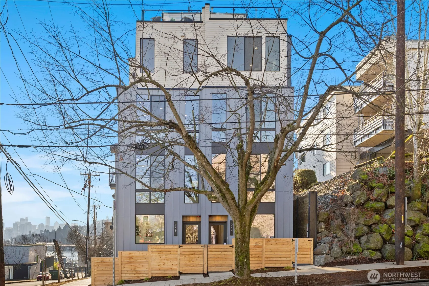 Property photo for 955 N 35th Street, Seattle