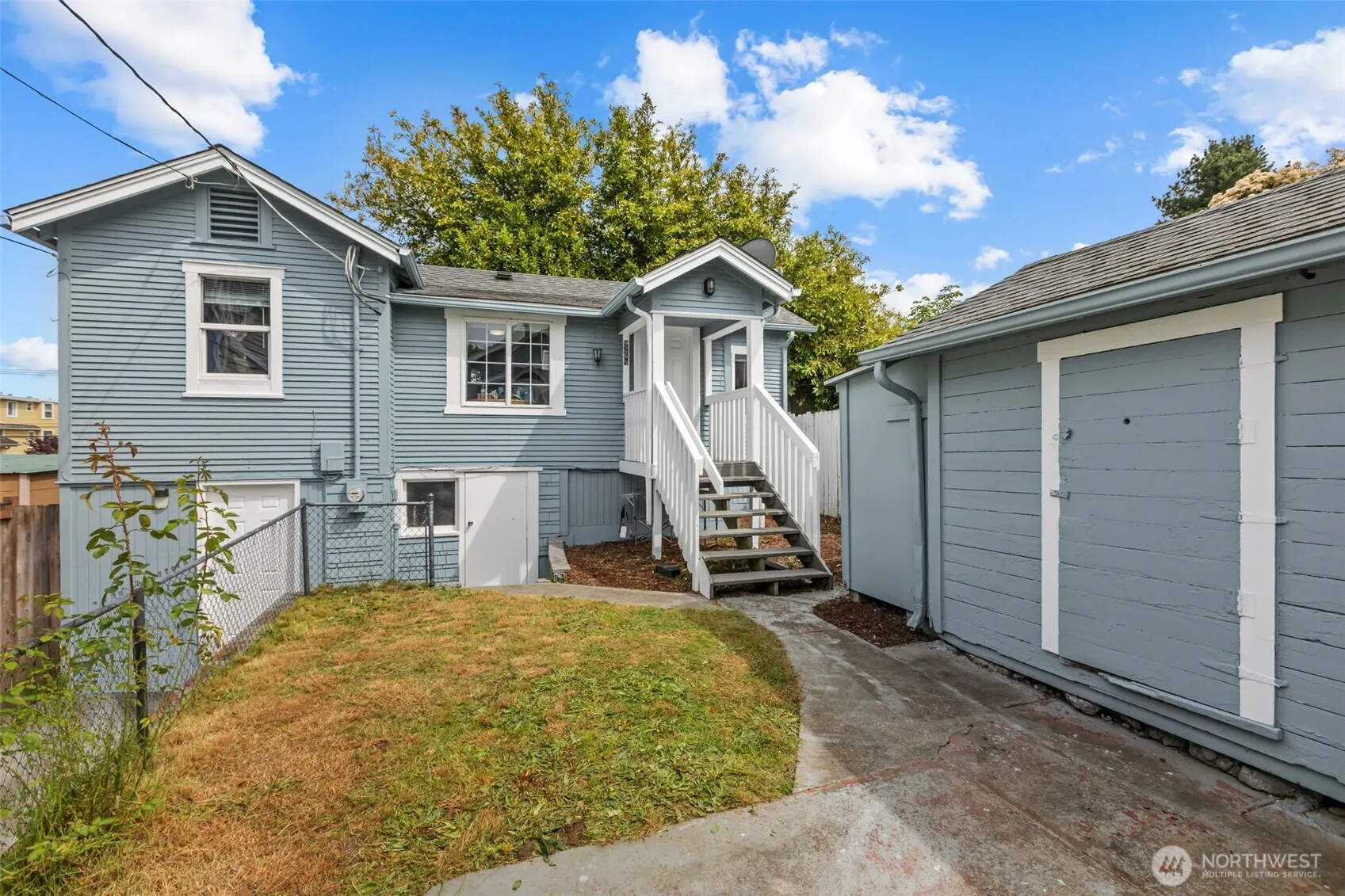 Property photo for 926 Pleasant Avenue, Bremerton photo 3
