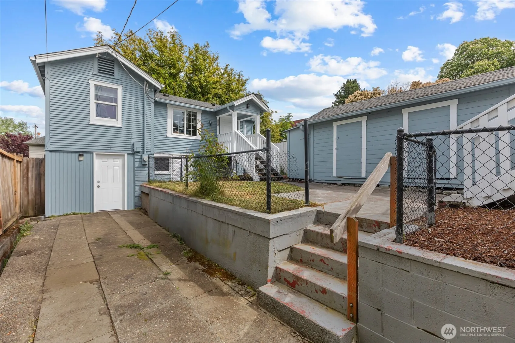 Property photo for 926 Pleasant Avenue, Bremerton photo 2