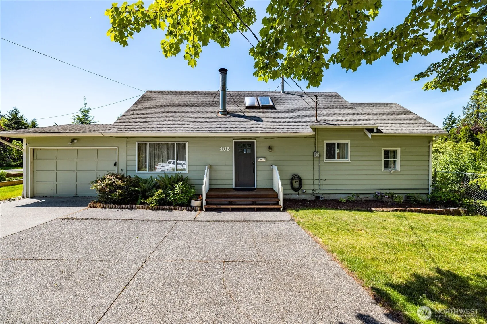 Property photo for 105 S 7th Street, Mount Vernon