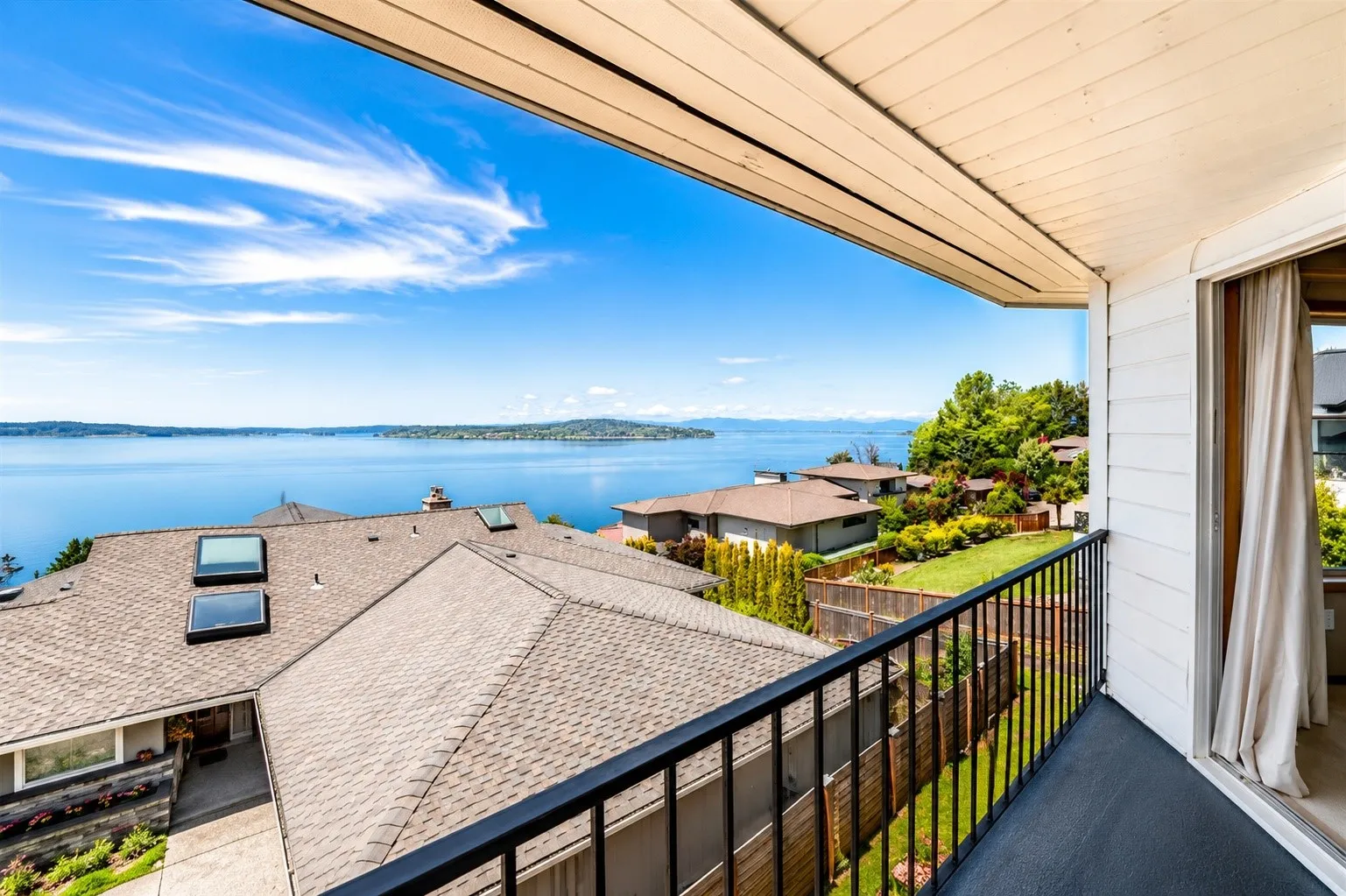 Property photo for 41 Leschi Drive Steilacoom, Steilacoom