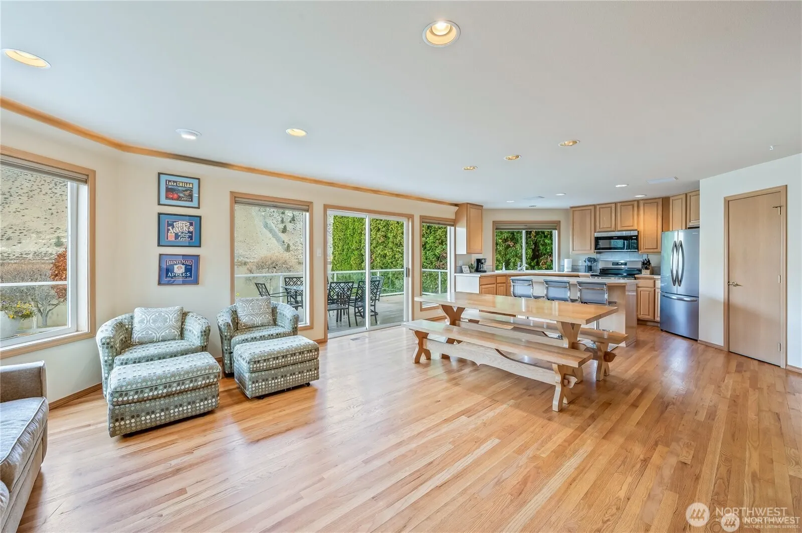 Property photo for 345 Lakefront Drive, Orondo photo 4