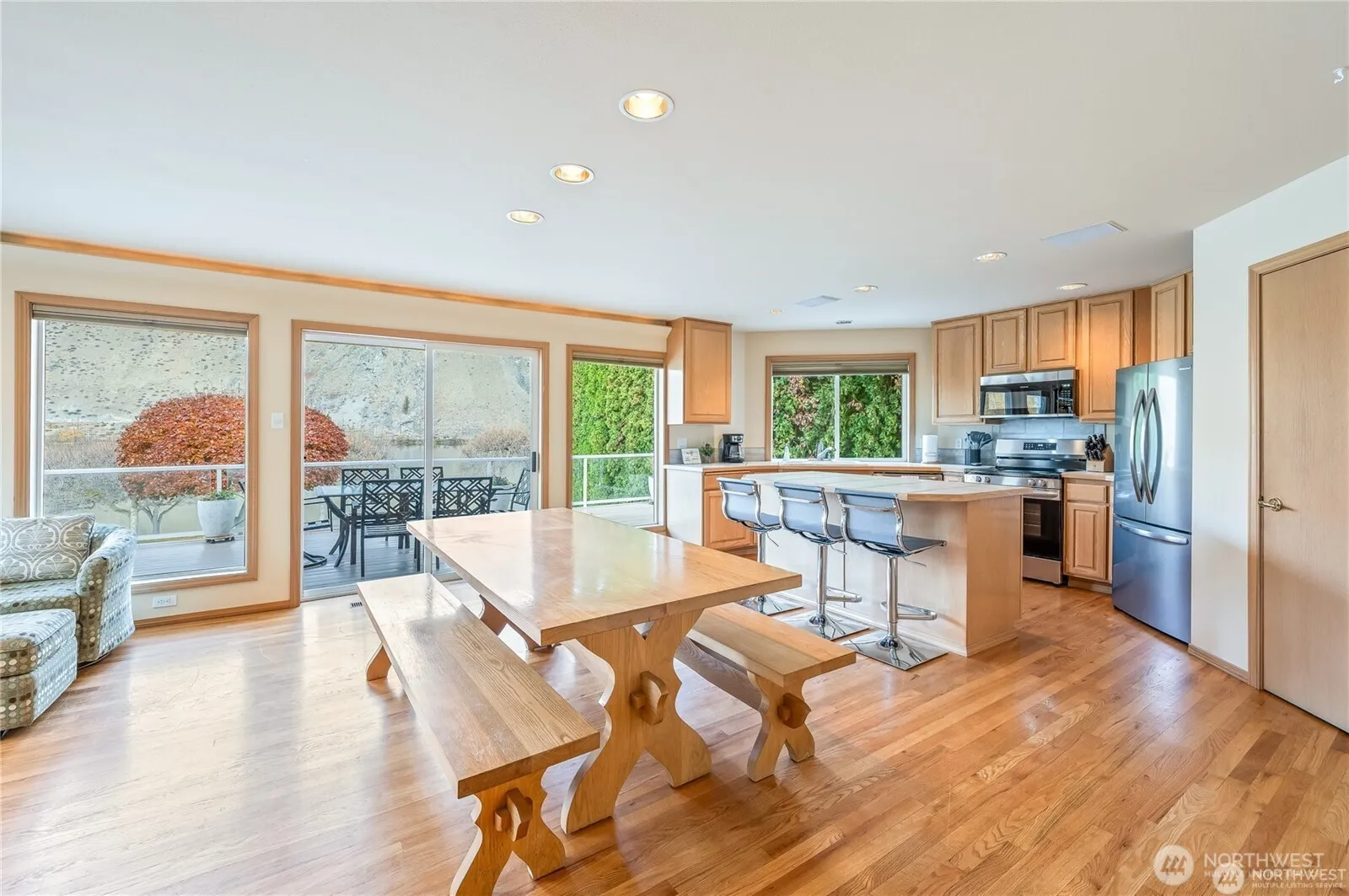 Property photo for 345 Lakefront Drive, Orondo photo 5