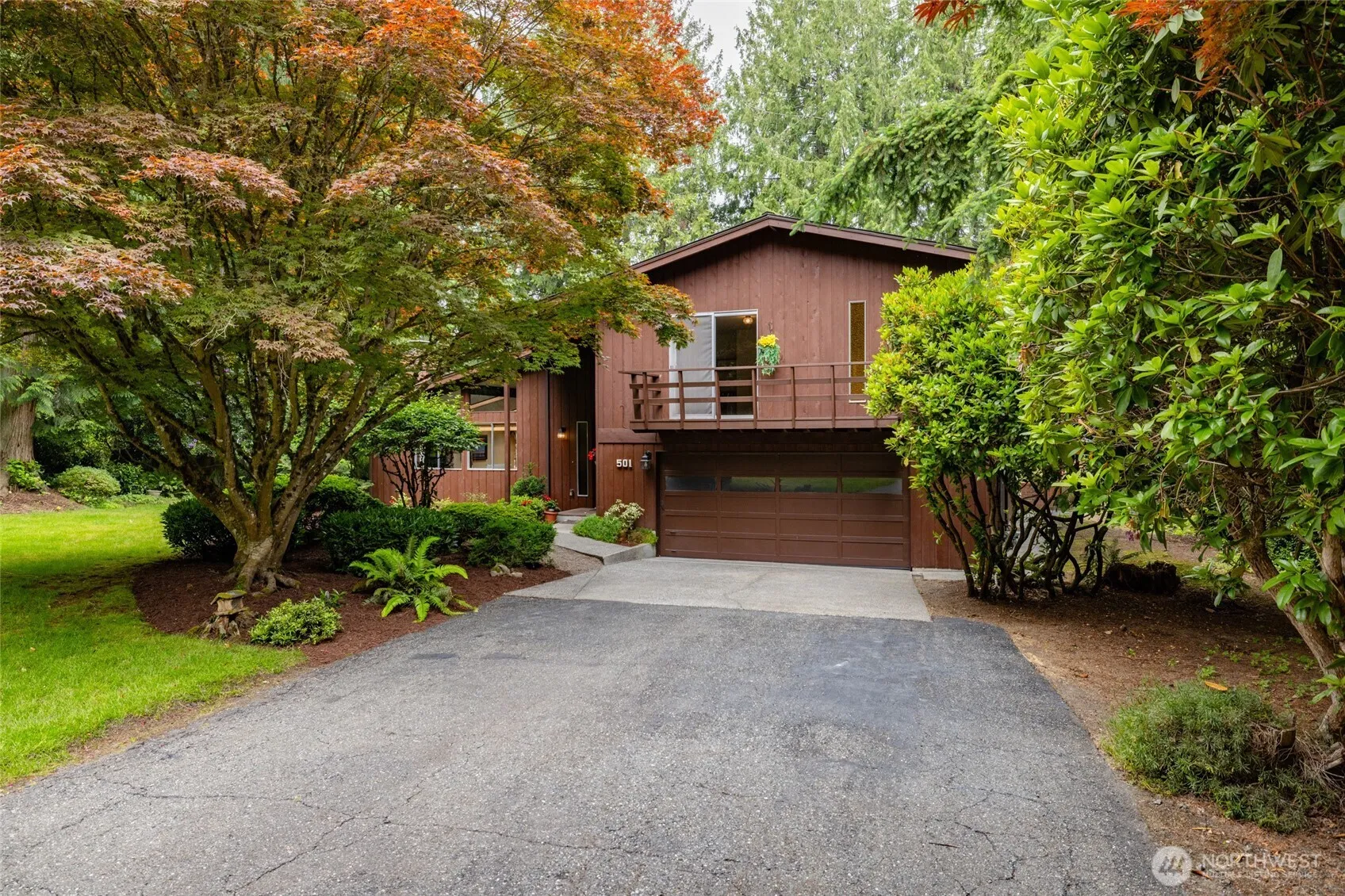 Property photo for 501 Shoshone Drive, Mount Vernon