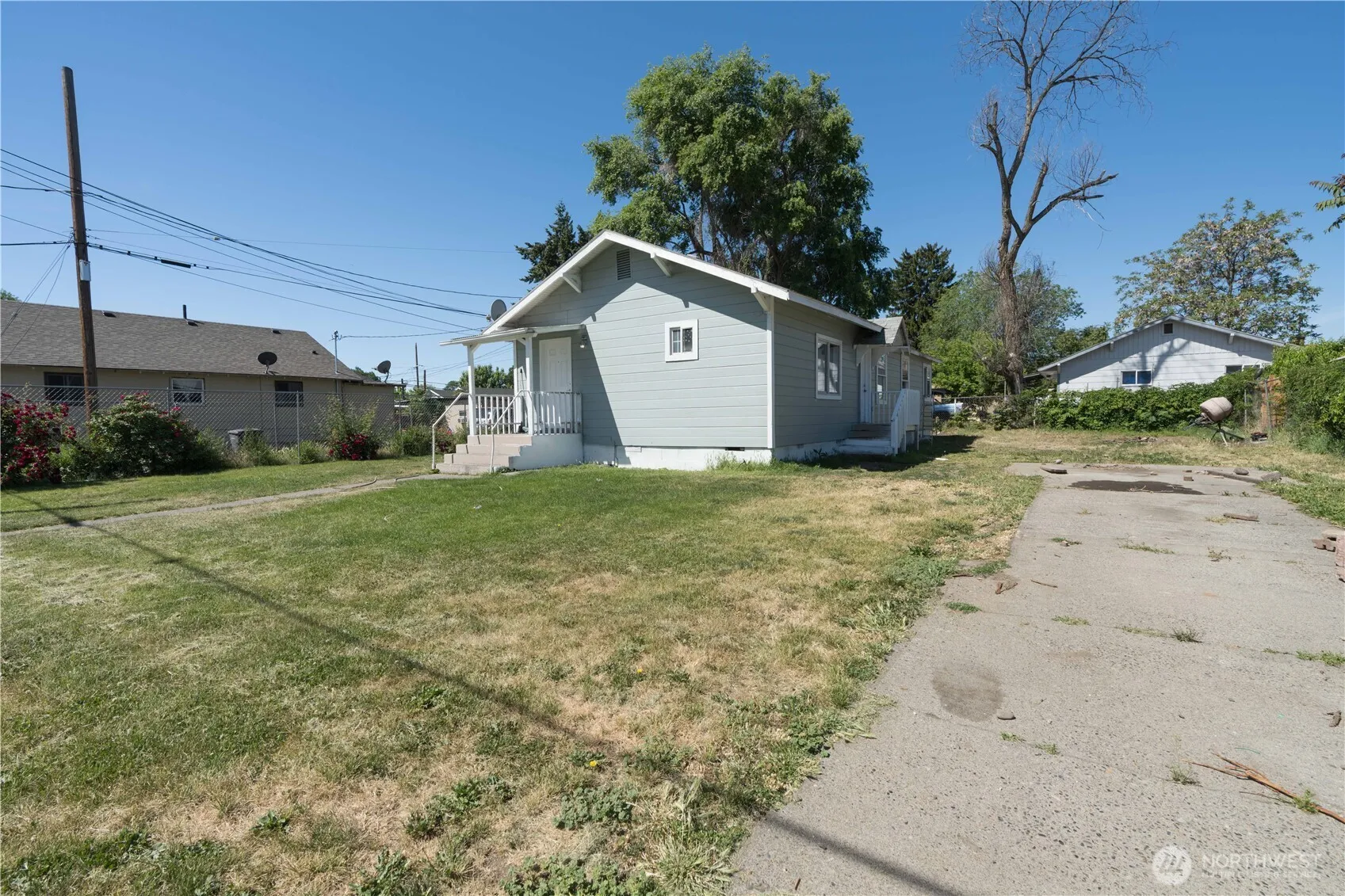 Property photo for 10 S 10th Street, Yakima