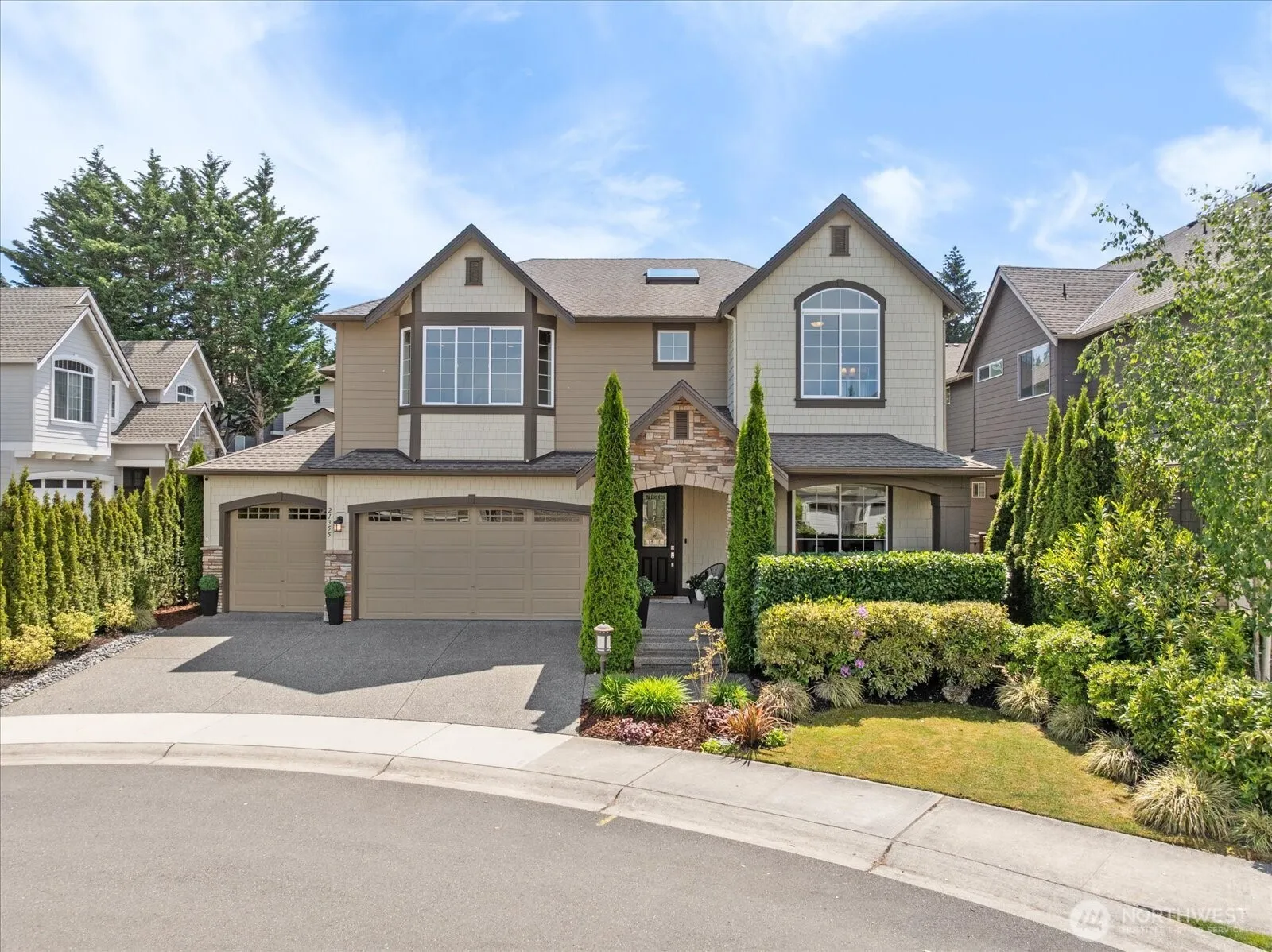 Property photo for 21355 Ne 2nd Court, Sammamish