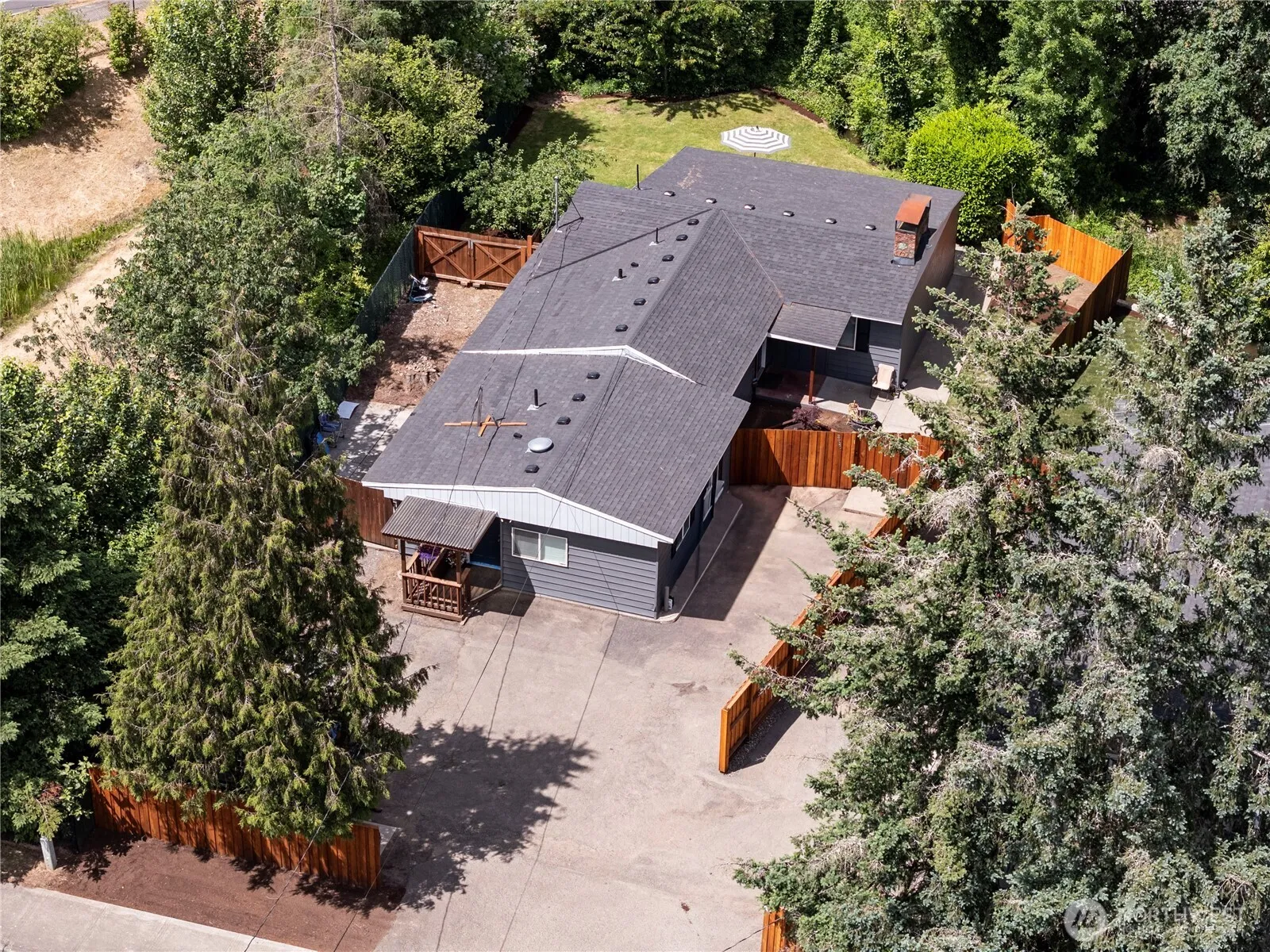 Property photo for 2916 Ne 119th Street, Vancouver