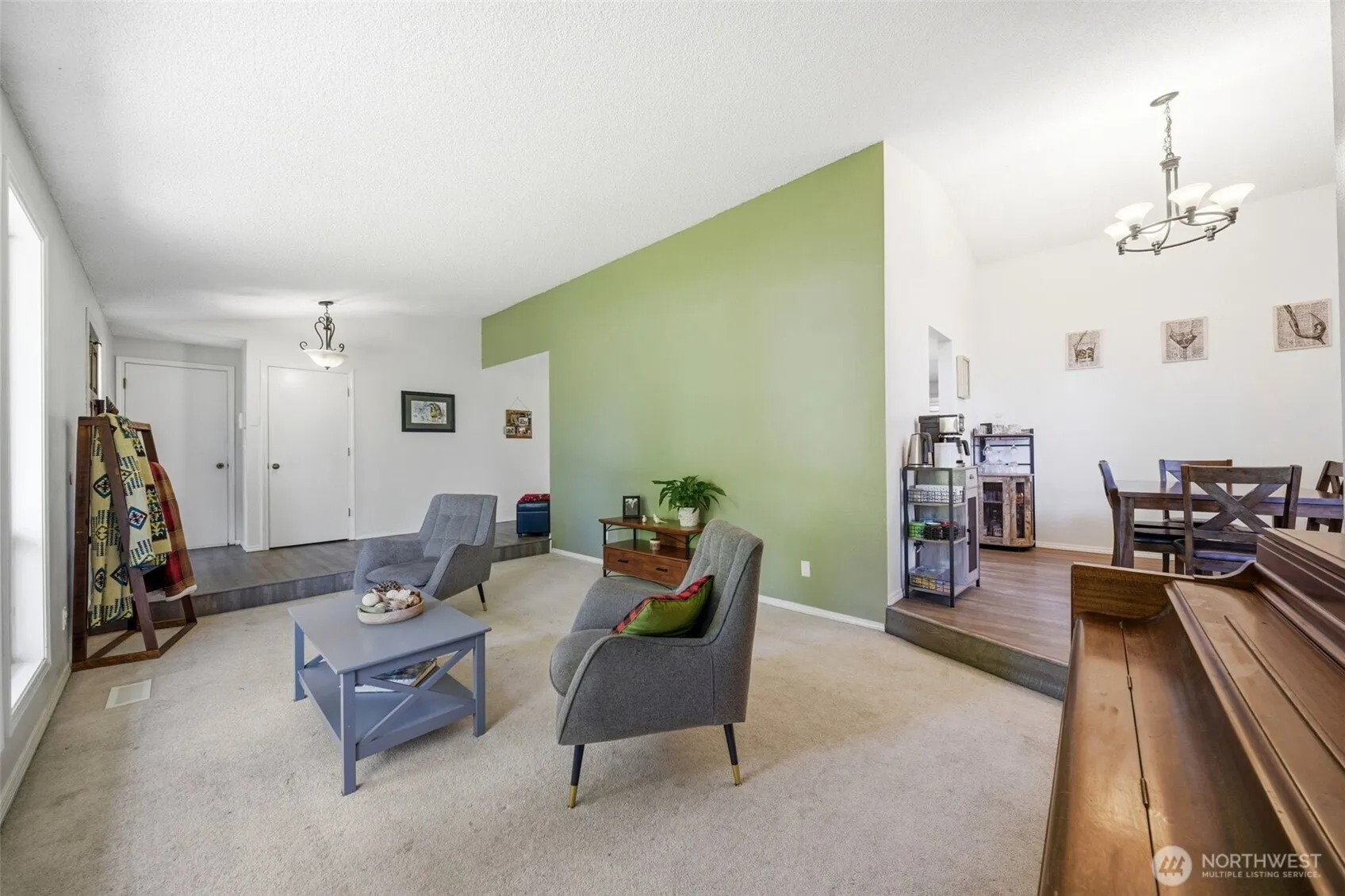 Property photo for 2213 Ne Parkview Drive, Vancouver photo 5