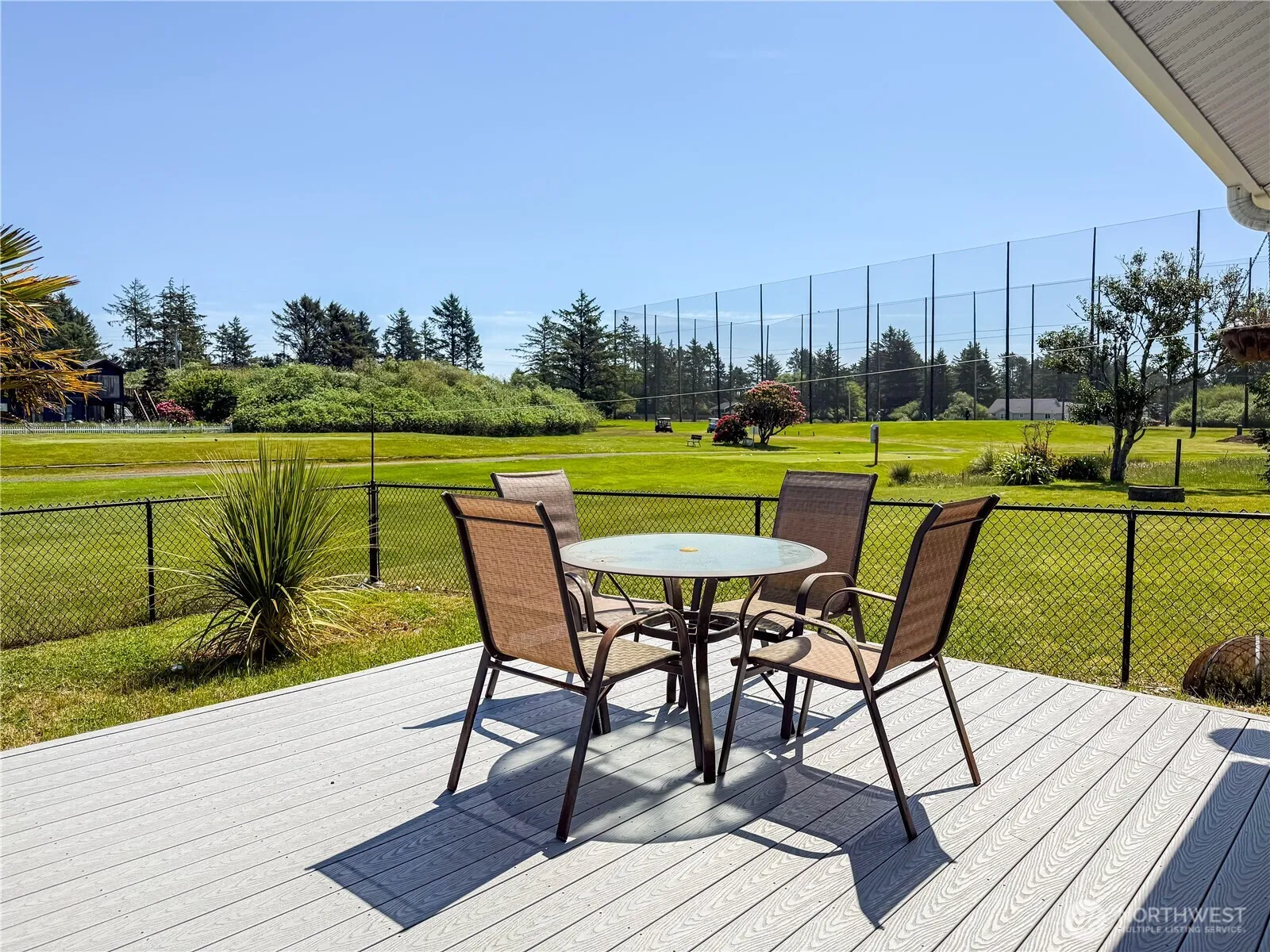 Property photo for 526 Canal Drive Ne, Ocean Shores photo 4