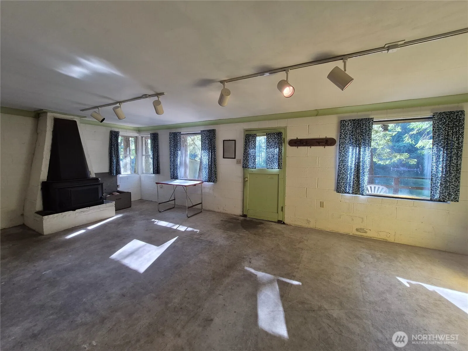 Property photo for 0 1375x Wye Lake Boulevard Sw, Port Orchard photo 5