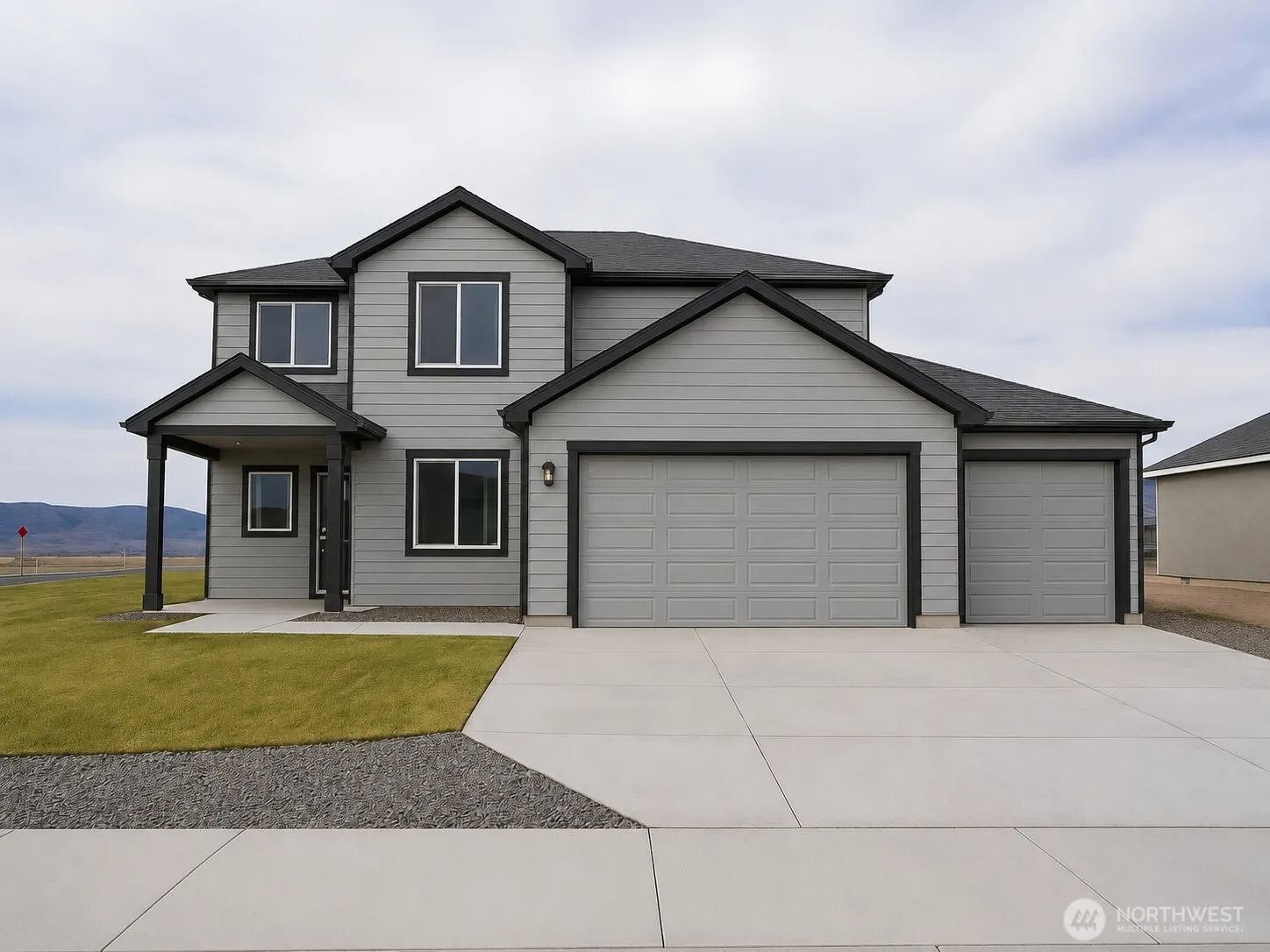 Property photo for 592 Karen Avenue, Royal City