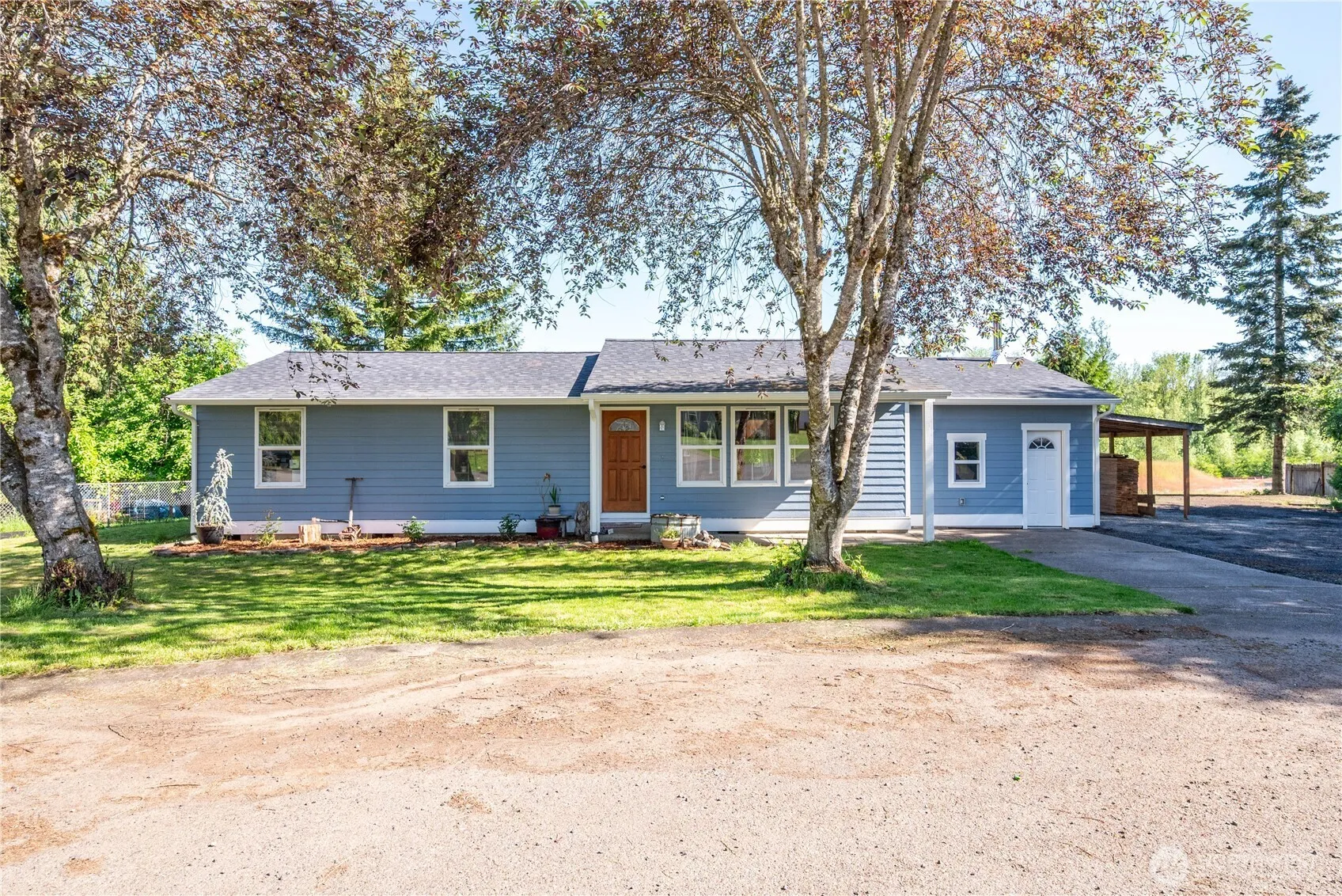 Property photo for 320 Cedar Court, Winlock