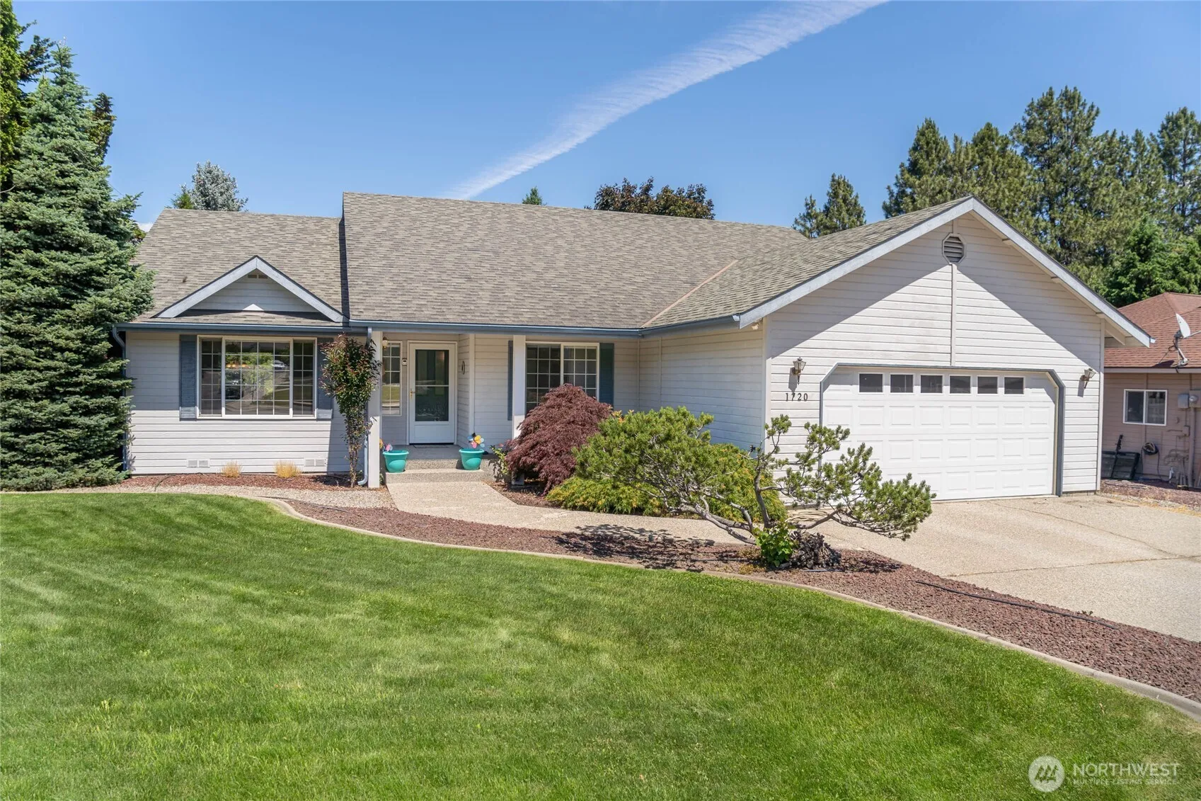 Property photo for 1720 Rainier Street, Wenatchee