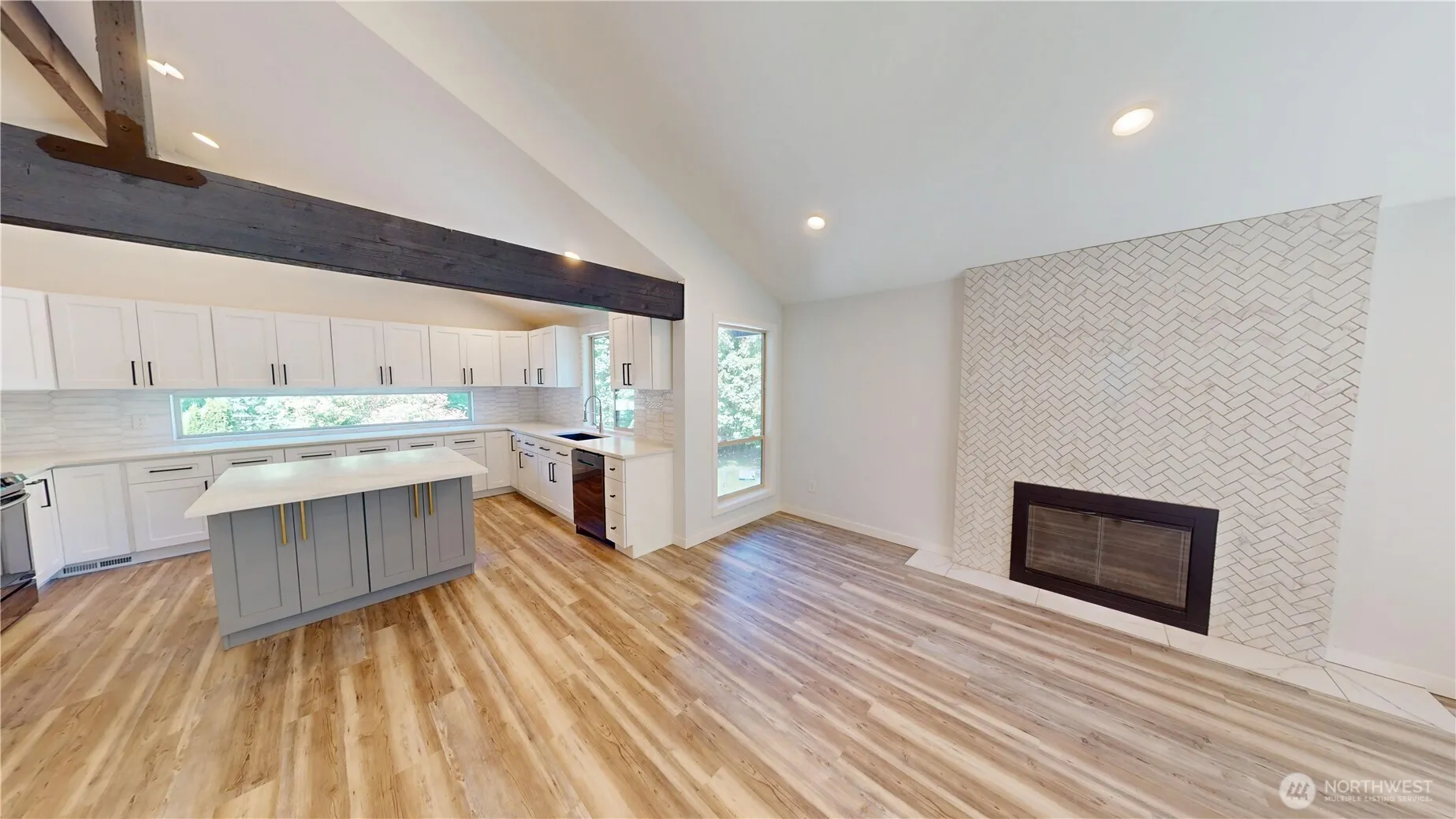 Property photo for 14340 93rd Avenue Ne, Kirkland photo 3