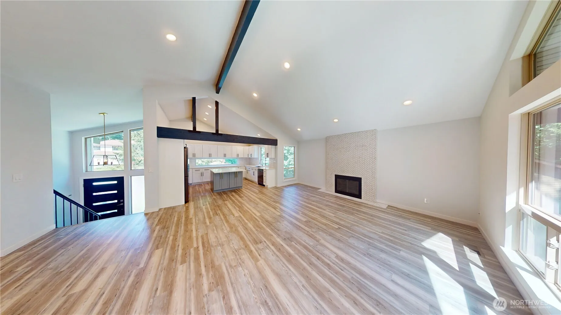 Property photo for 14340 93rd Avenue Ne, Kirkland photo 2