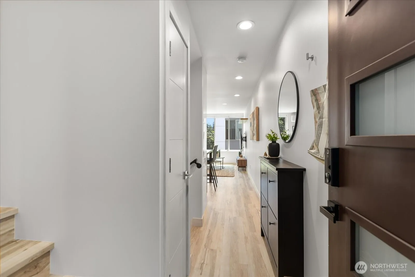 Property photo for 3953 1st Avenue Ne #a, Seattle photo 4