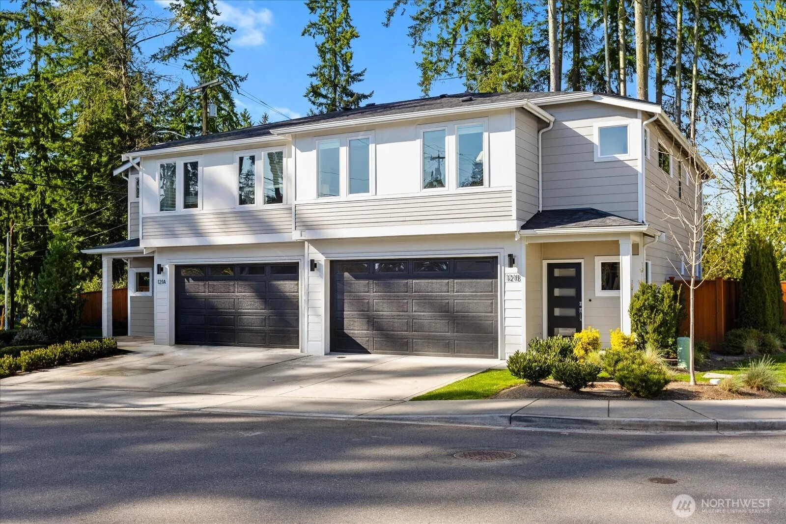 Property photo for 121 171st Place Sw #b, Bothell