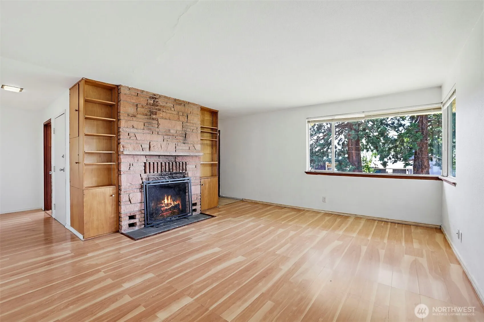 Property photo for 7529 Beacon Avenue S, Seattle photo 5