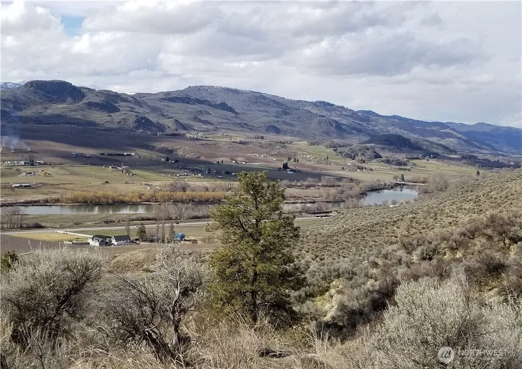 Property photo for 0 Nicholson Road, Tonasket