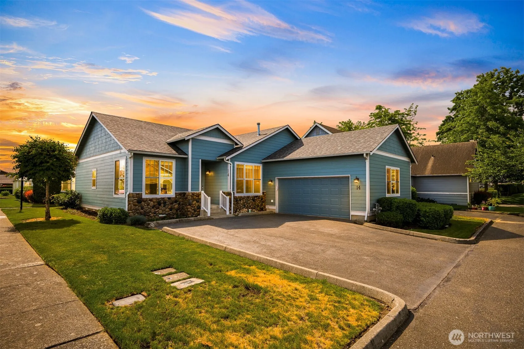 Property photo for 500 Fieldstone Loop #14, Lynden