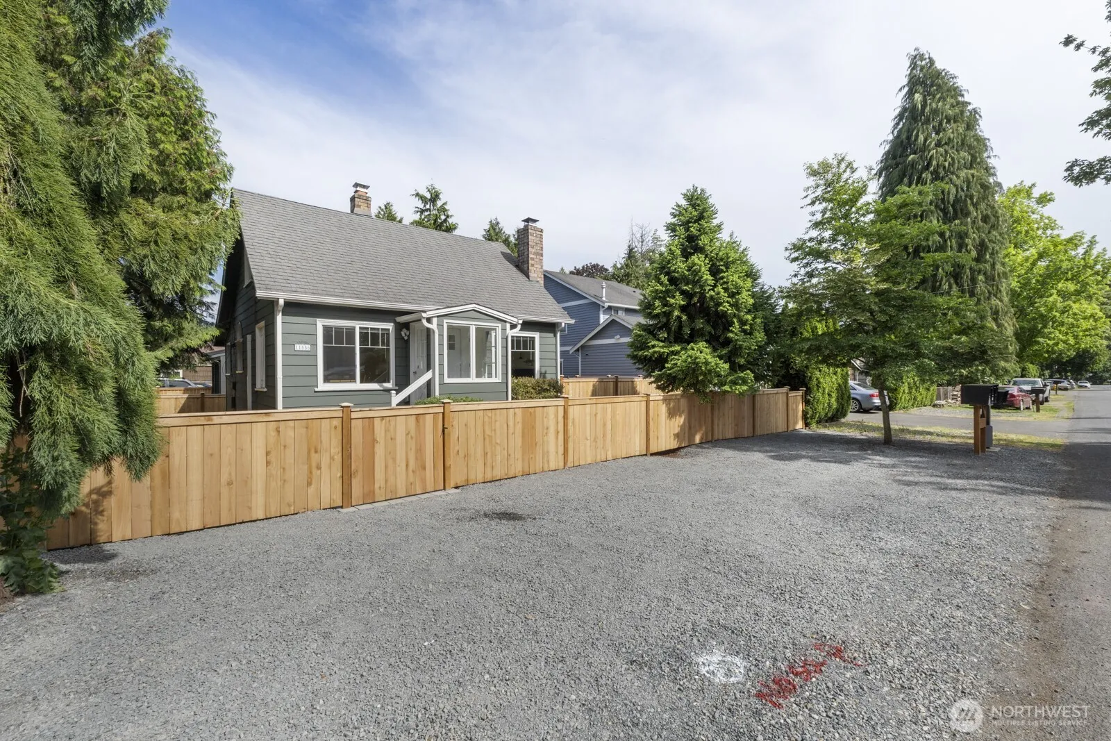 Property photo for 11556 17th Avenue Ne, Seattle photo 3