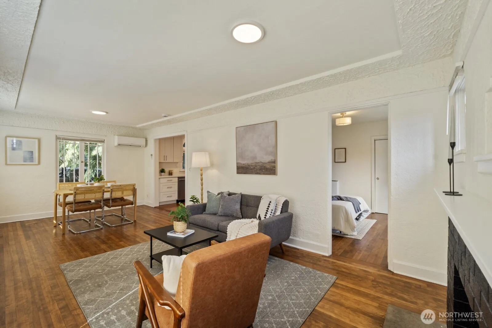 Property photo for 11556 17th Avenue Ne, Seattle photo 5