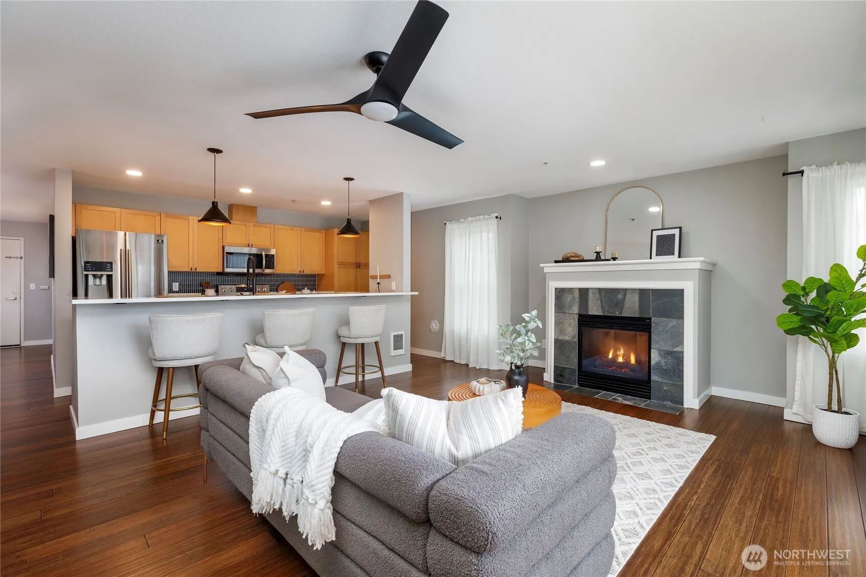 4409 California Avenue Sw #203, Seattle