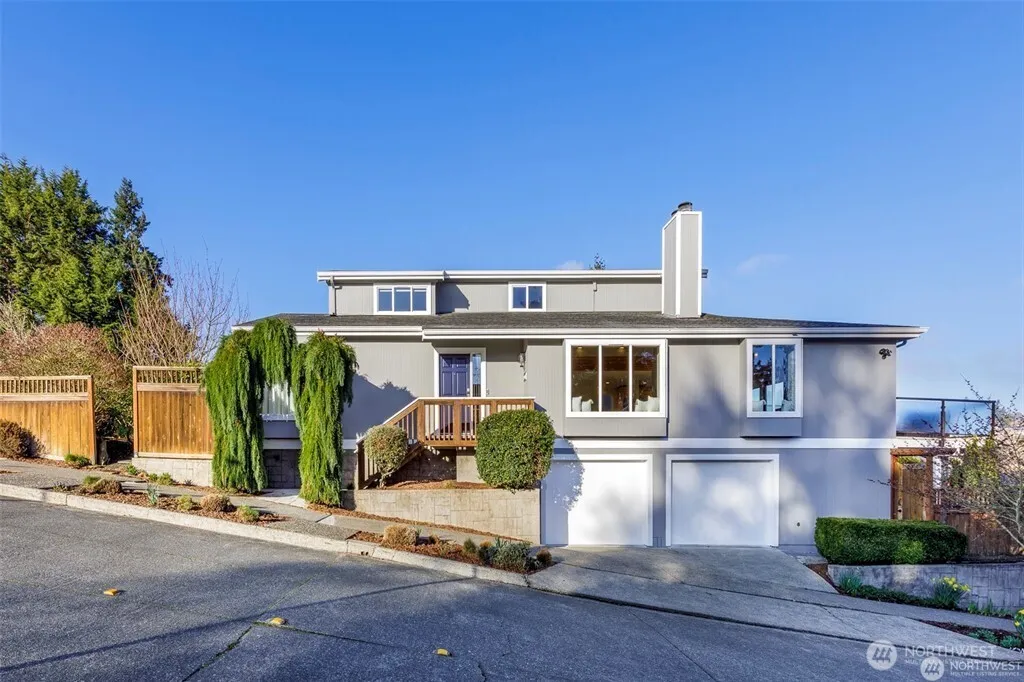 Property photo for 6001 60th Avenue Ne, Seattle