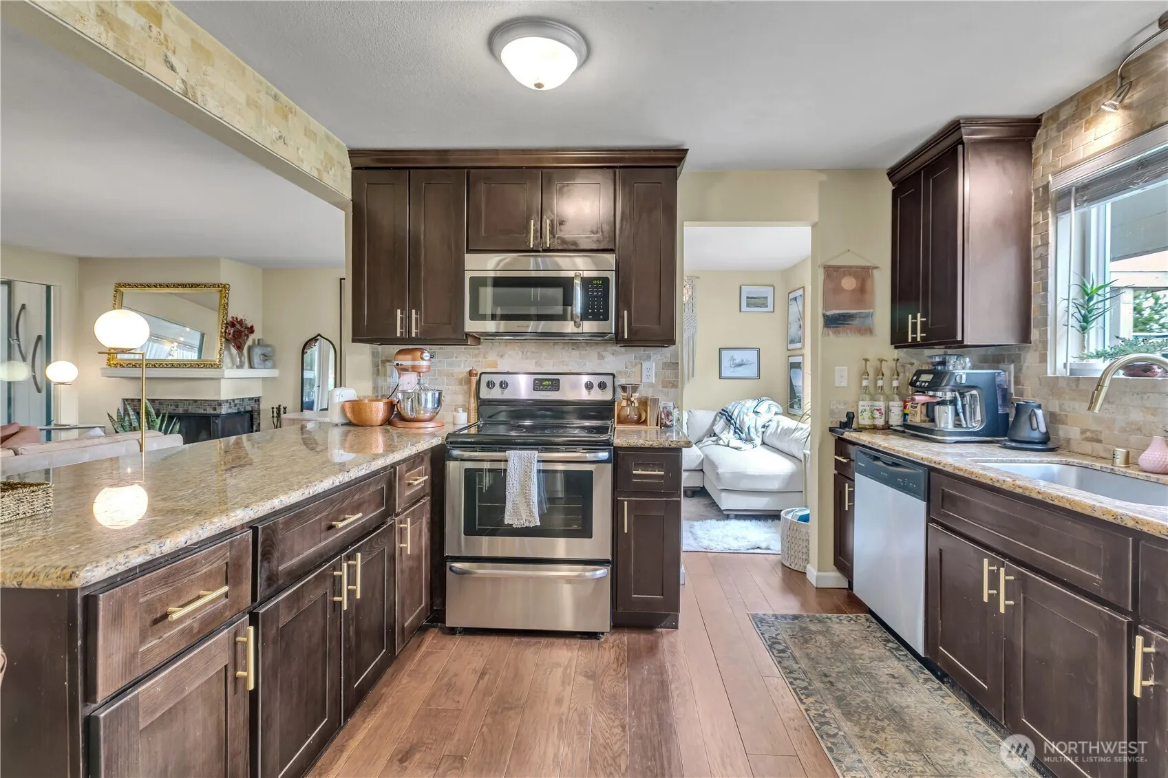 Property photo for 10430 Gravelly Lake Drive Sw #33, Lakewood photo 5