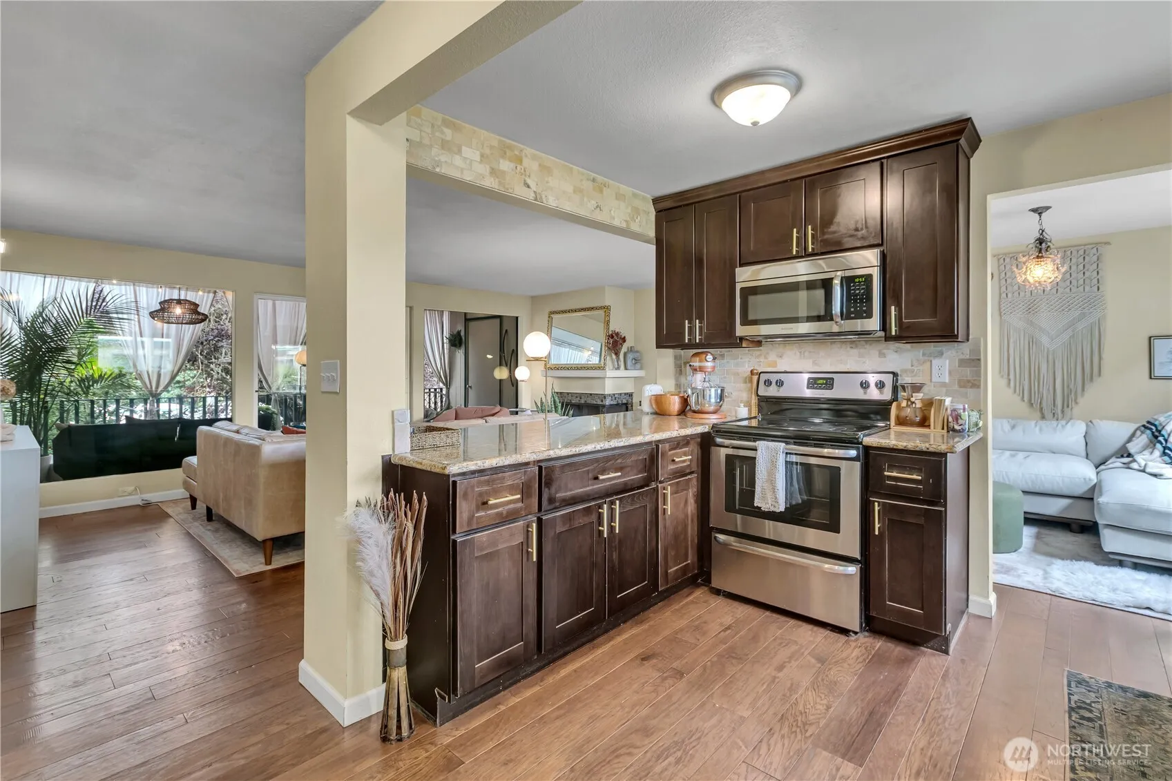 Property photo for 10430 Gravelly Lake Drive Sw #33, Lakewood photo 2