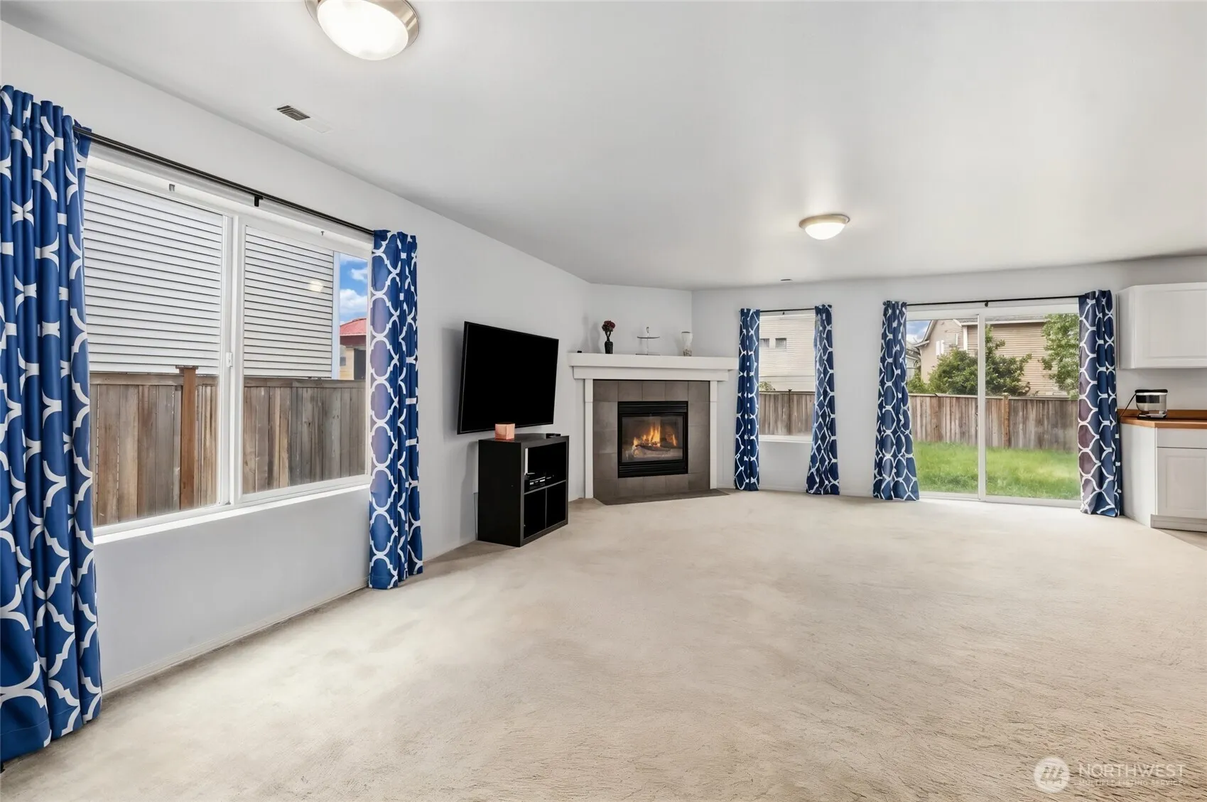 Property photo for 18412 95th Avenue Ct E, Puyallup photo 4