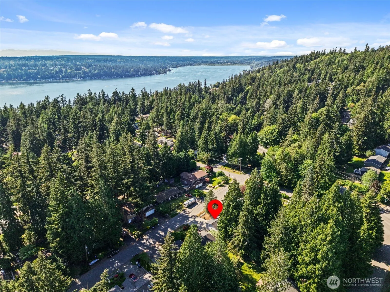 Property photo for 936 210th Avenue Ne, Sammamish photo 4