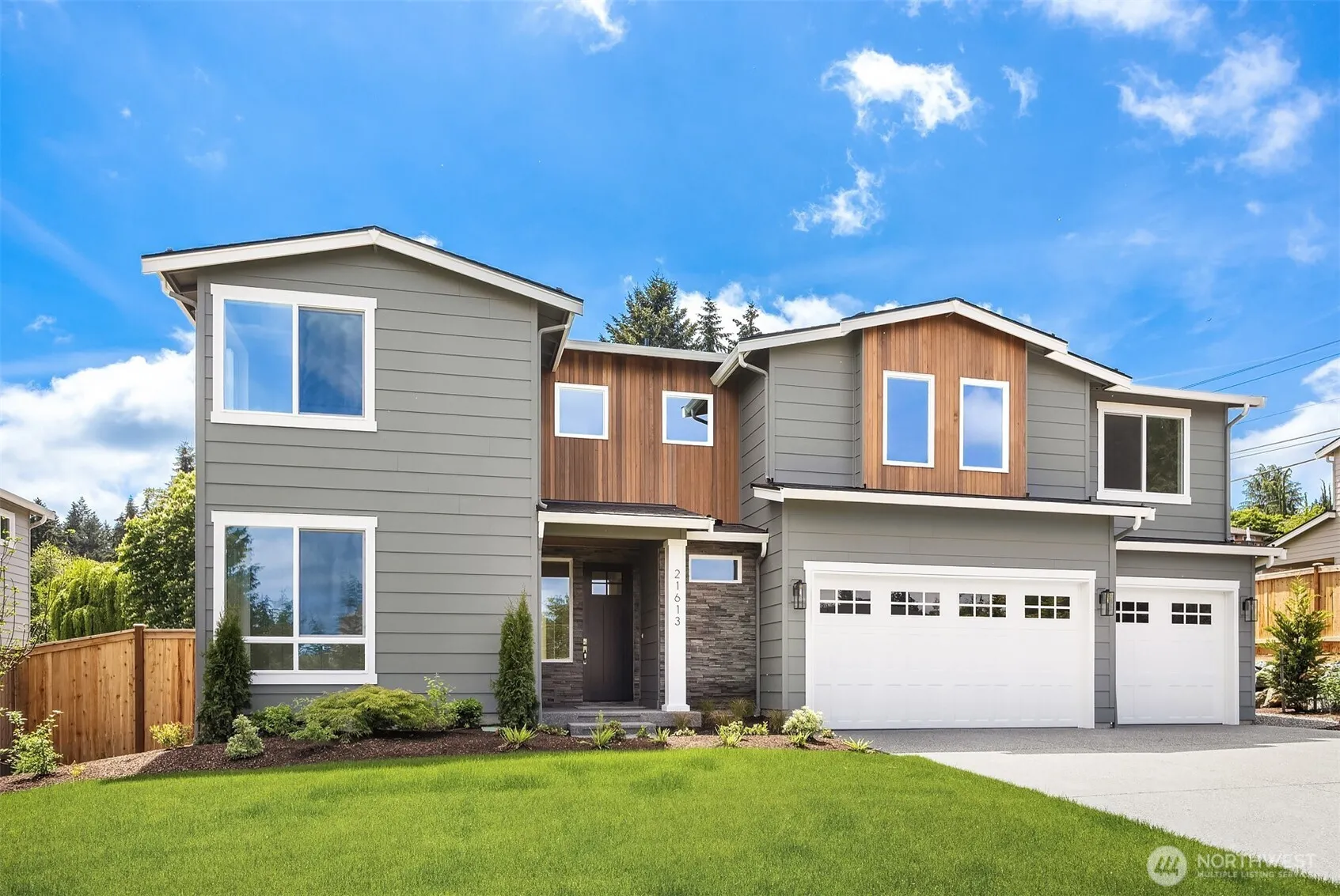 Property photo for 21613 Poplar Way, Brier