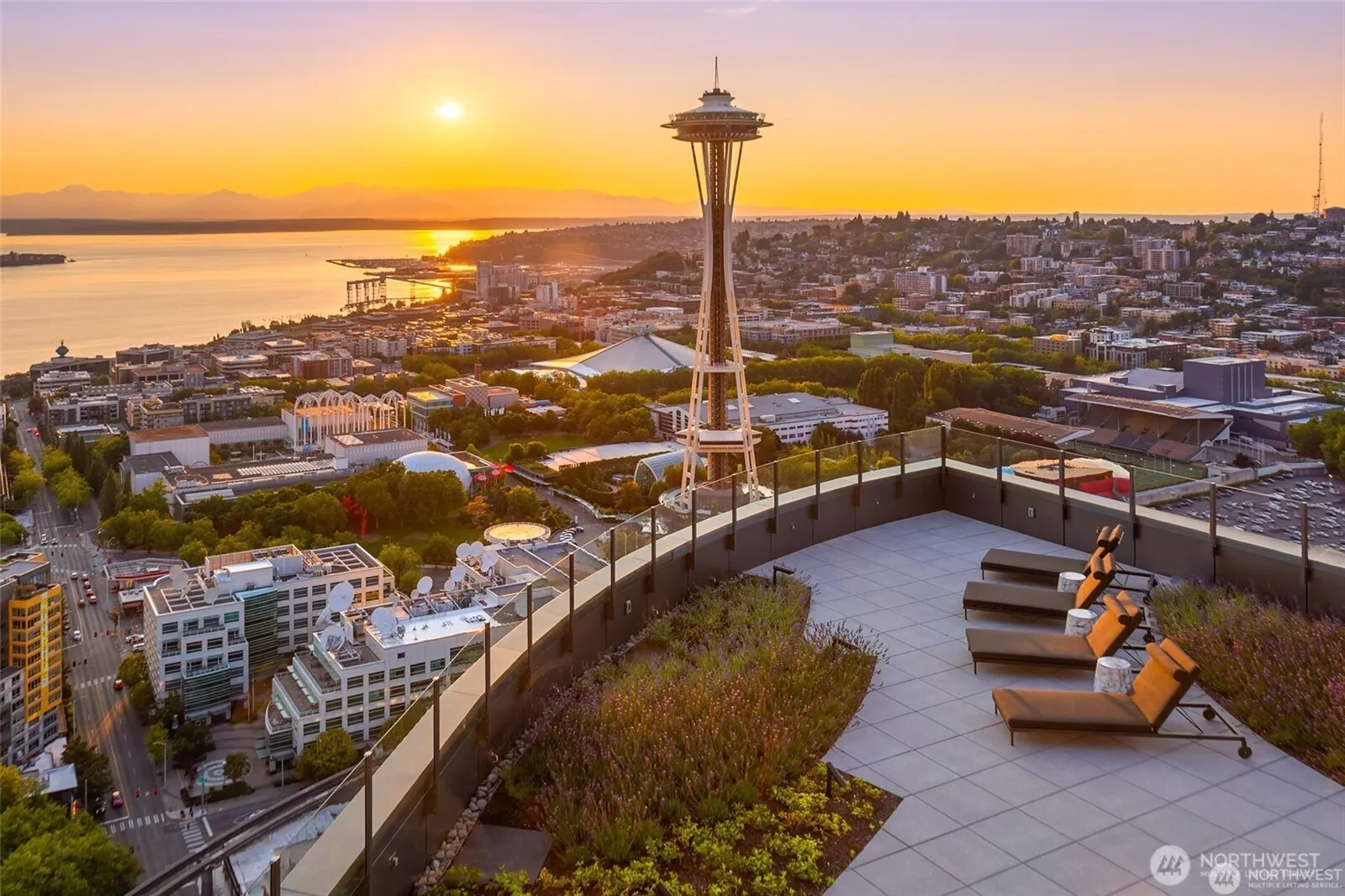 2510 6th Avenue #707, Seattle