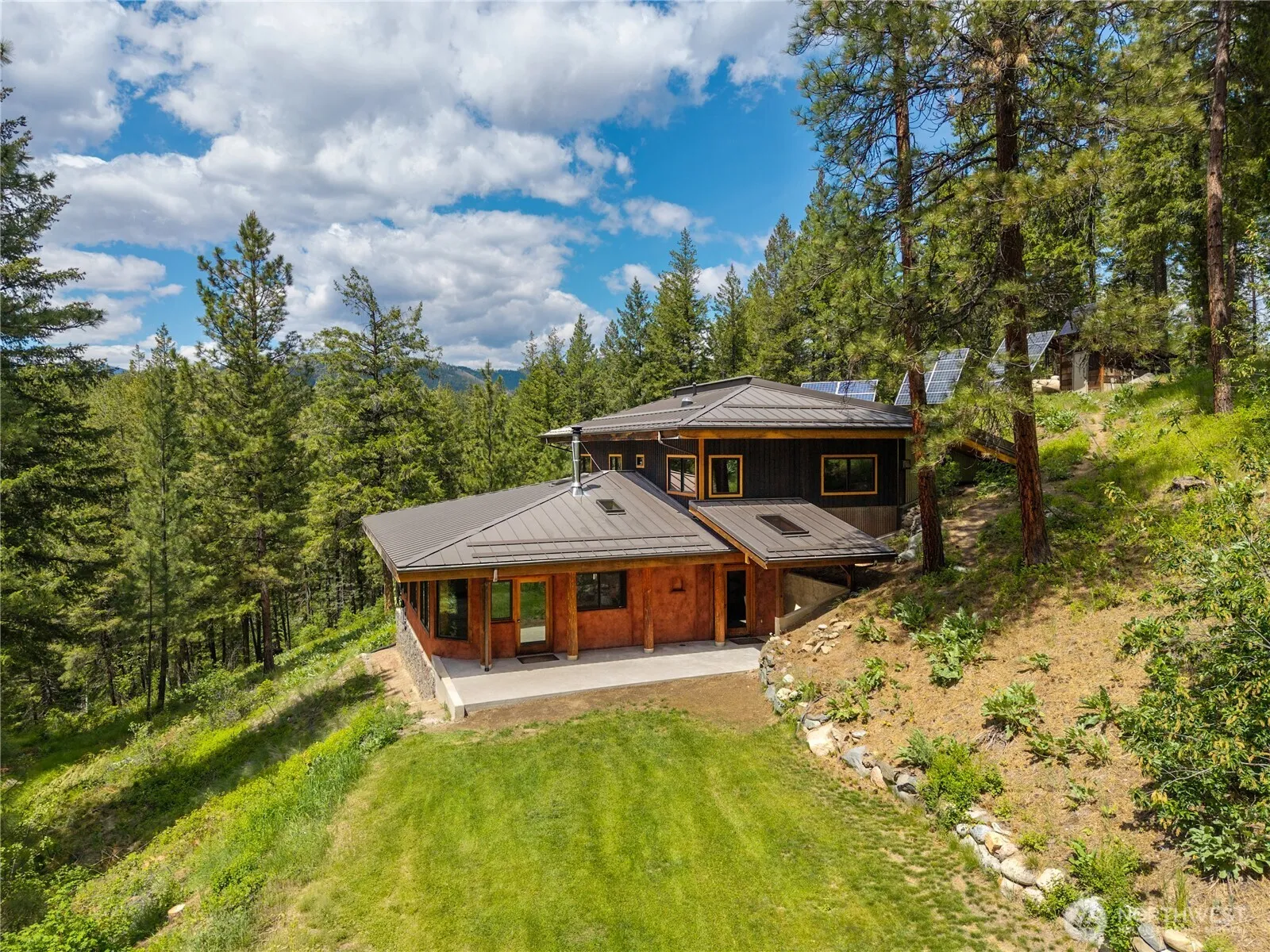 Property photo for 12 Tuckaway Road, Twisp photo 2