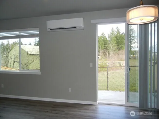 Property photo for 3108 Ponderosa Street Ne, Lacey photo 5