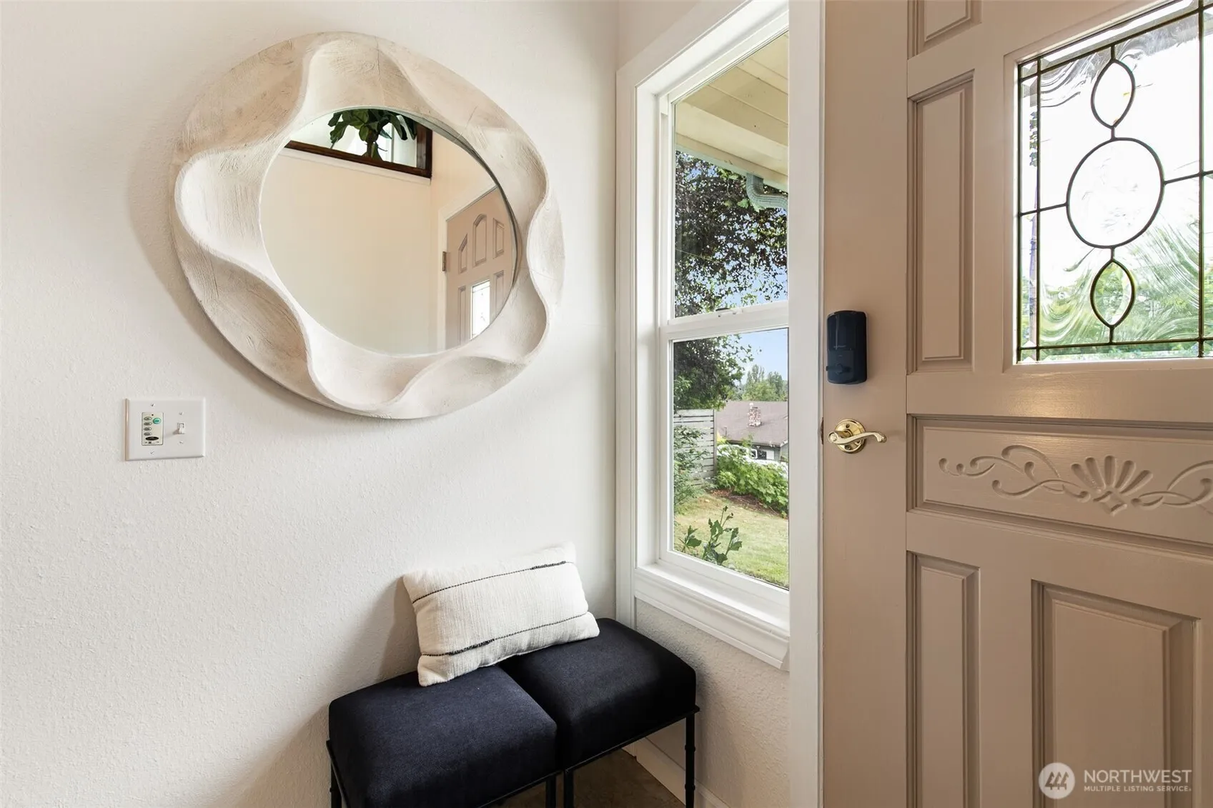 Property photo for 6714 14th Avenue Sw, Seattle photo 3
