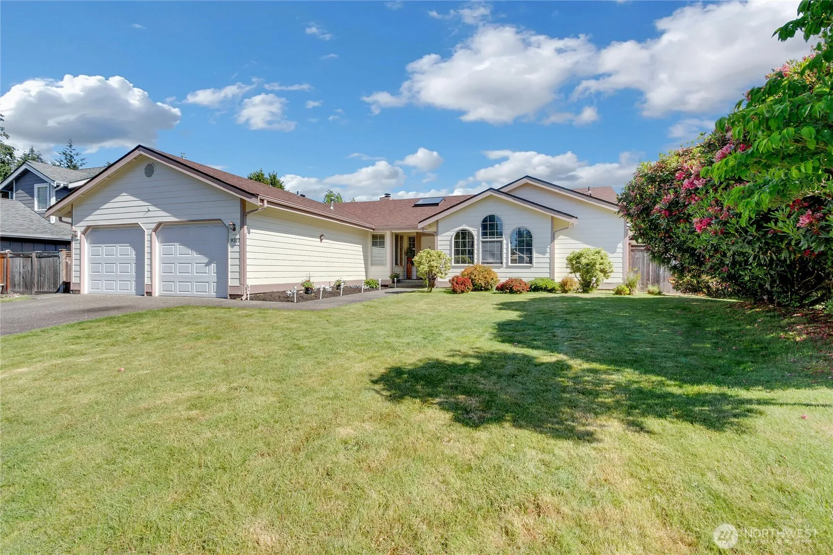 Property photo for 9317 76th Street Ct Sw, Lakewood